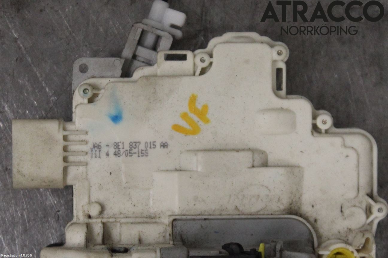 Audi A4/S4 05-07 Låskista-Dörrlås