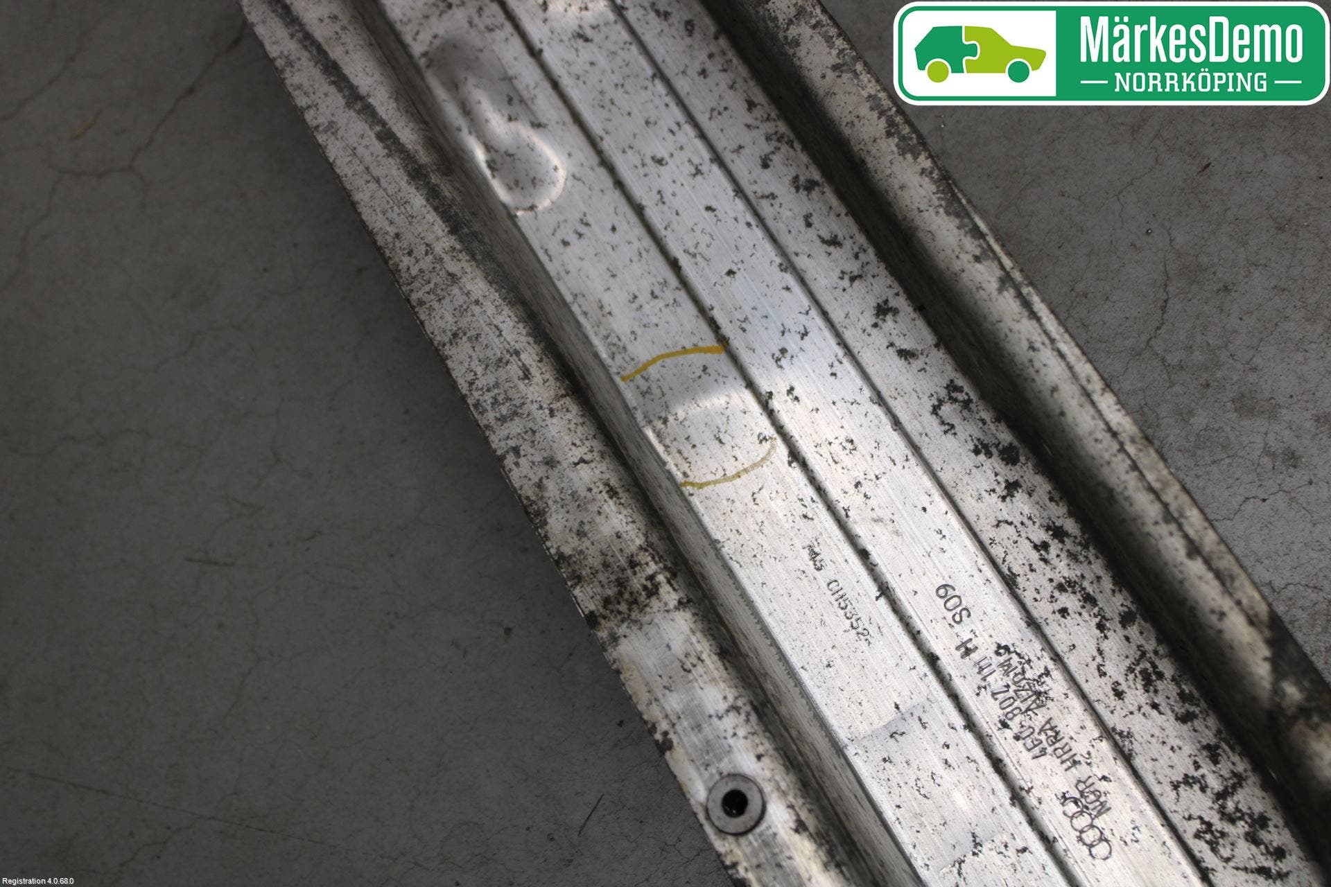 Audi A6/S6     05-11 Stötfångarbalk Fram