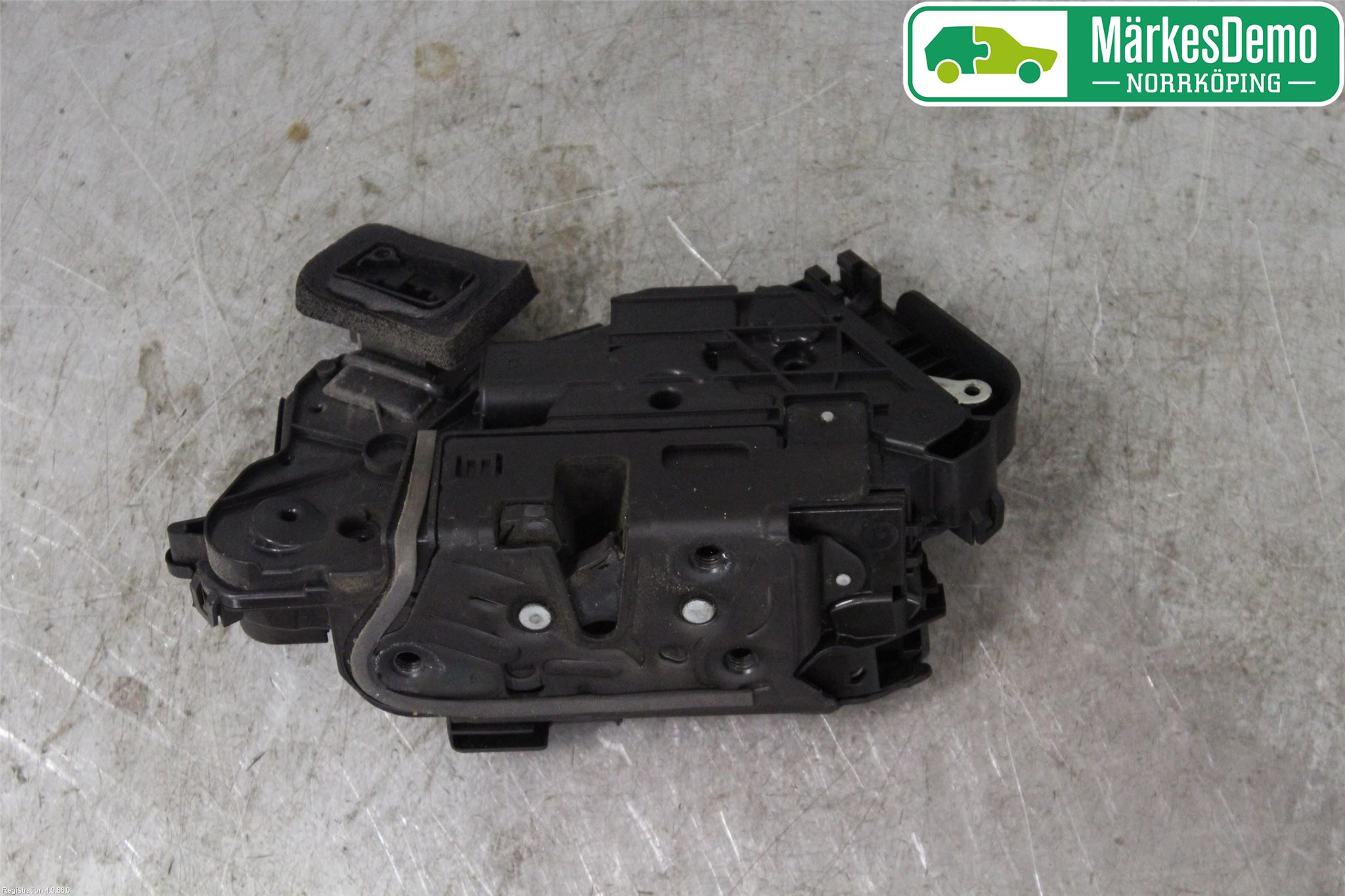 Skoda FABIA 15-21 Låskista-Dörrlås