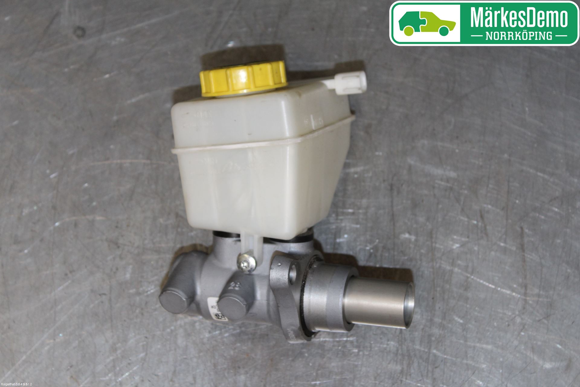 Jaguar F-TYPE Broms Huvudcylinder