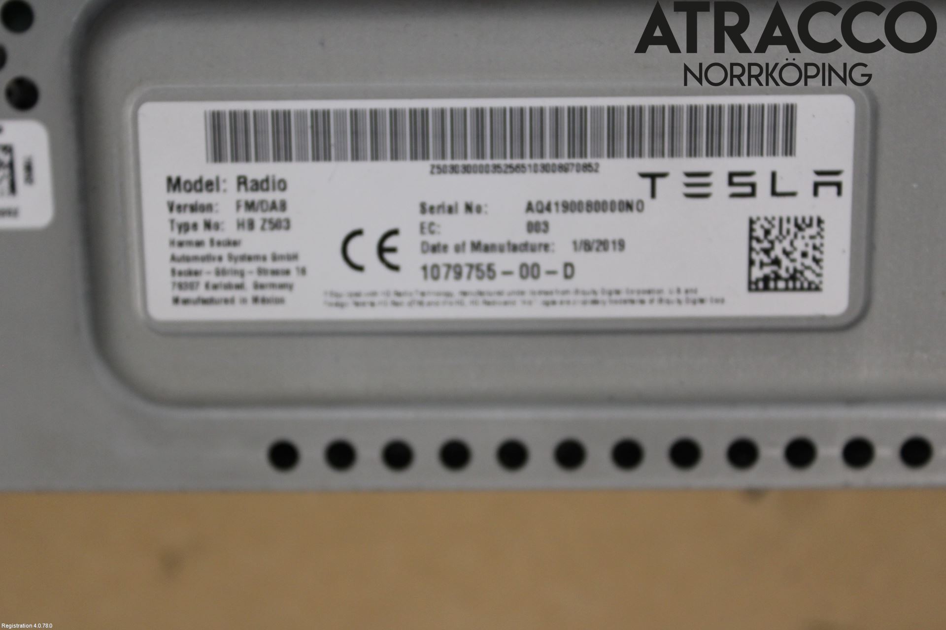 Tesla MODEL 3 17- Radio-Stereo Förstärkare