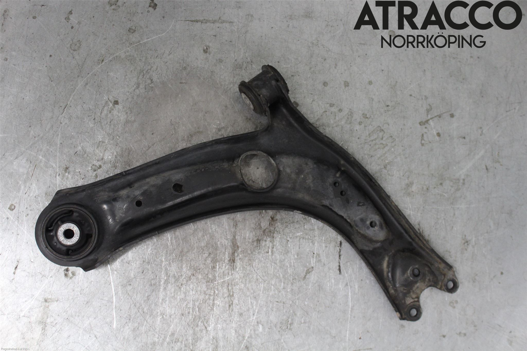 Volkswagen VW ARTEON 17- Bärarm Fram Undre Vä