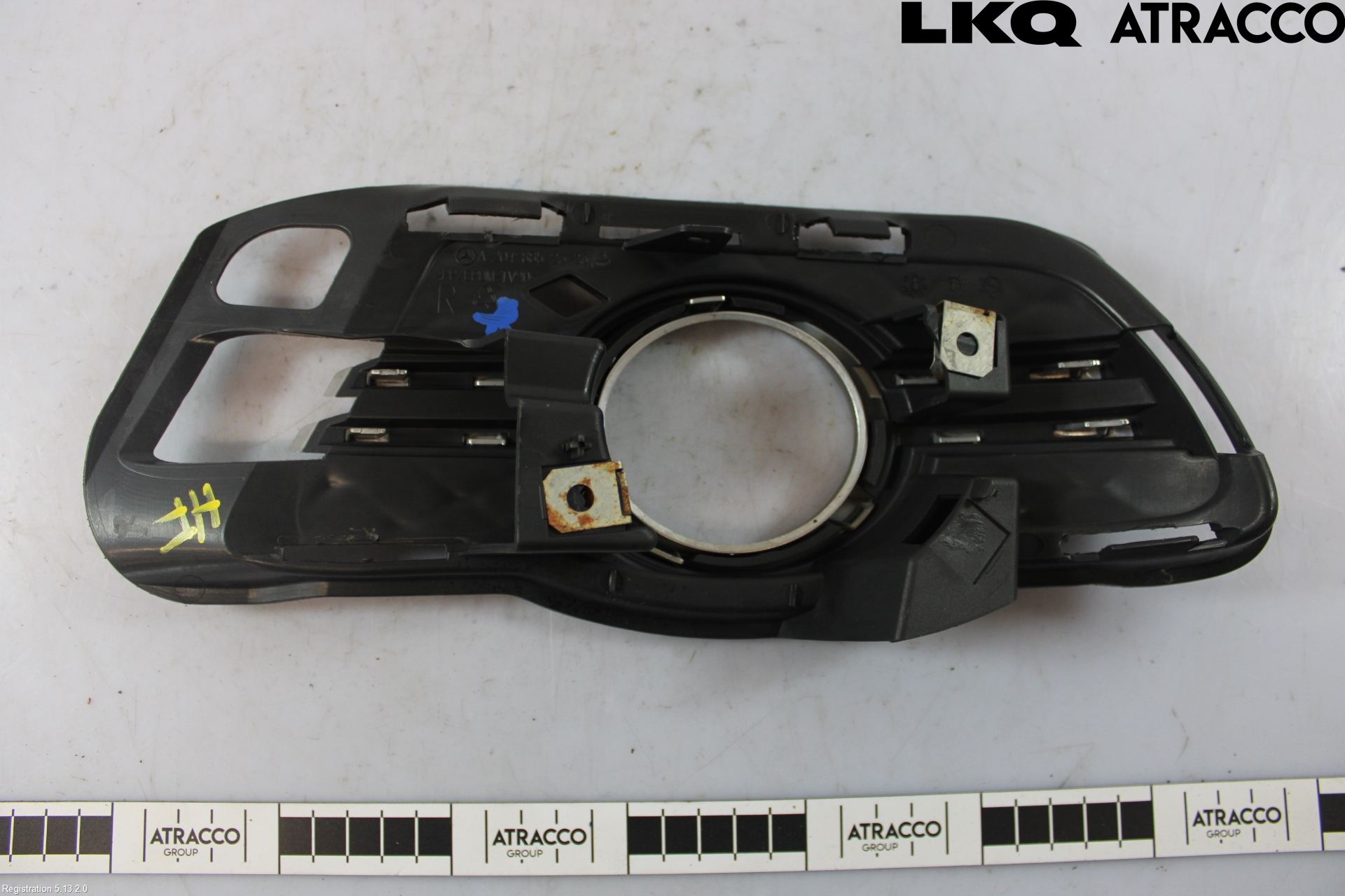 Mercedes-Benz MB C-KLASS (W204) 07-15 Dimljussarg Fram