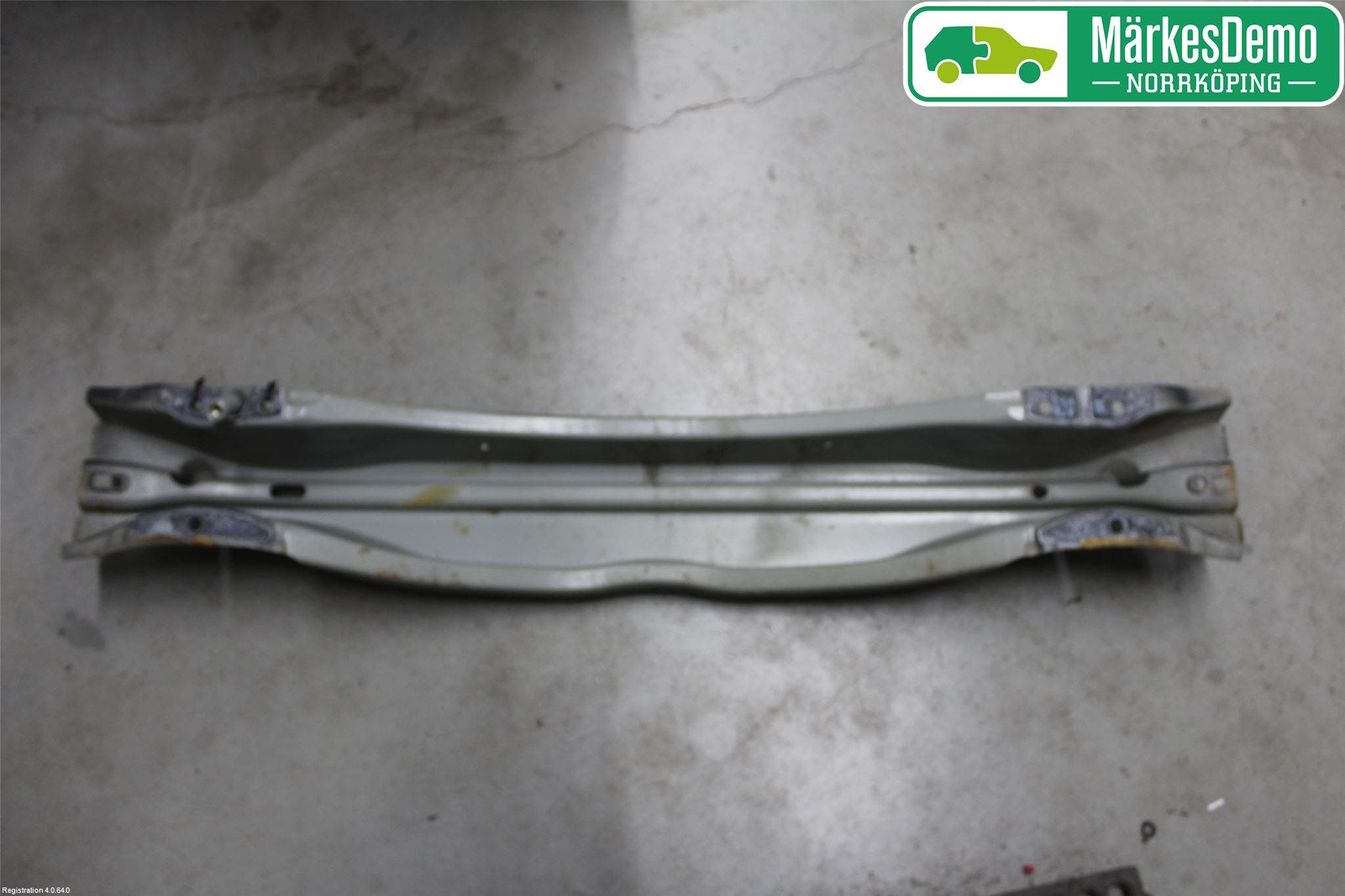 Volvo V70 08-13 Stötfångarbalk Bak