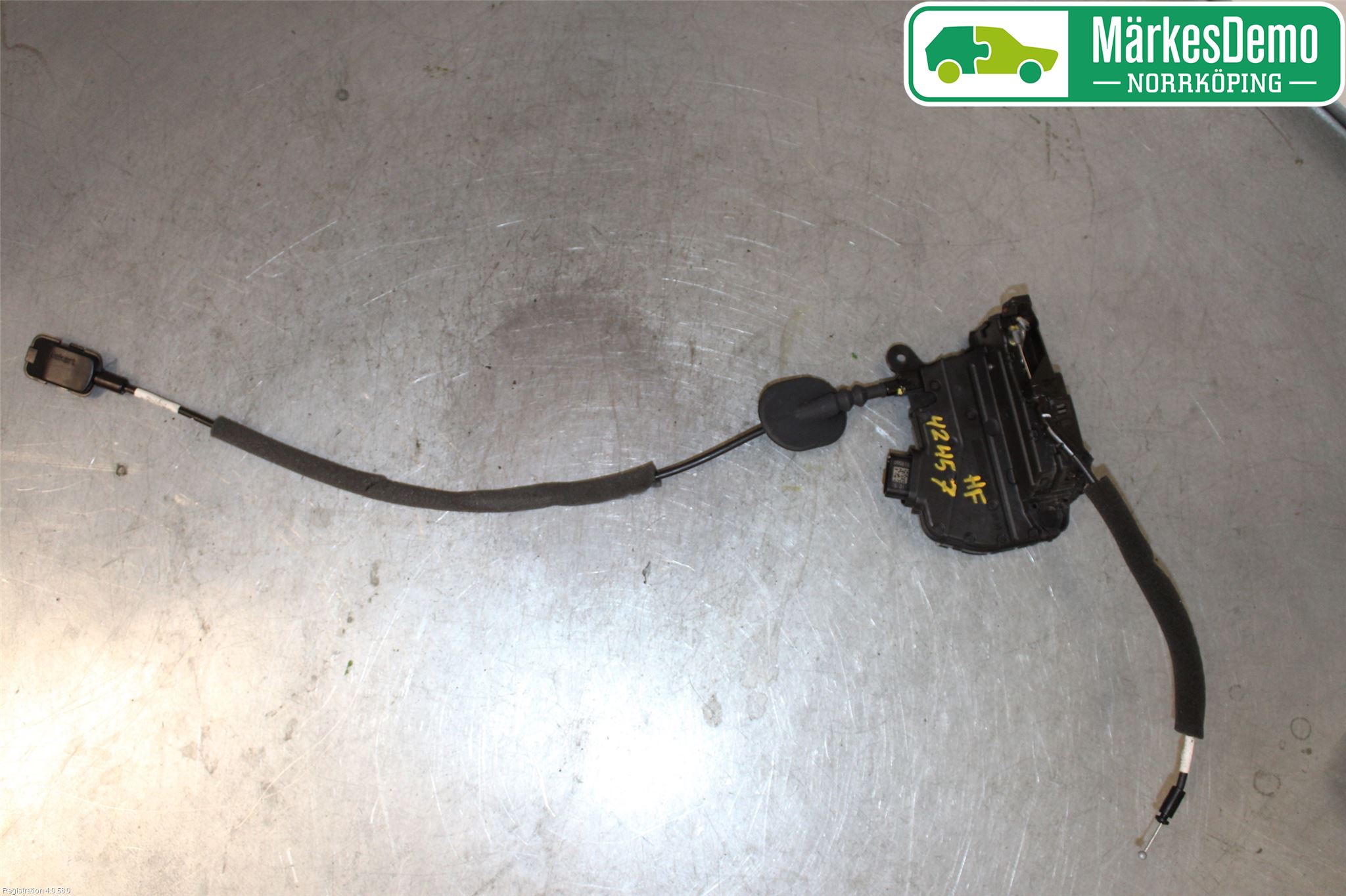 Renault CLIO IV 12-16 Låskista-Dörrlås