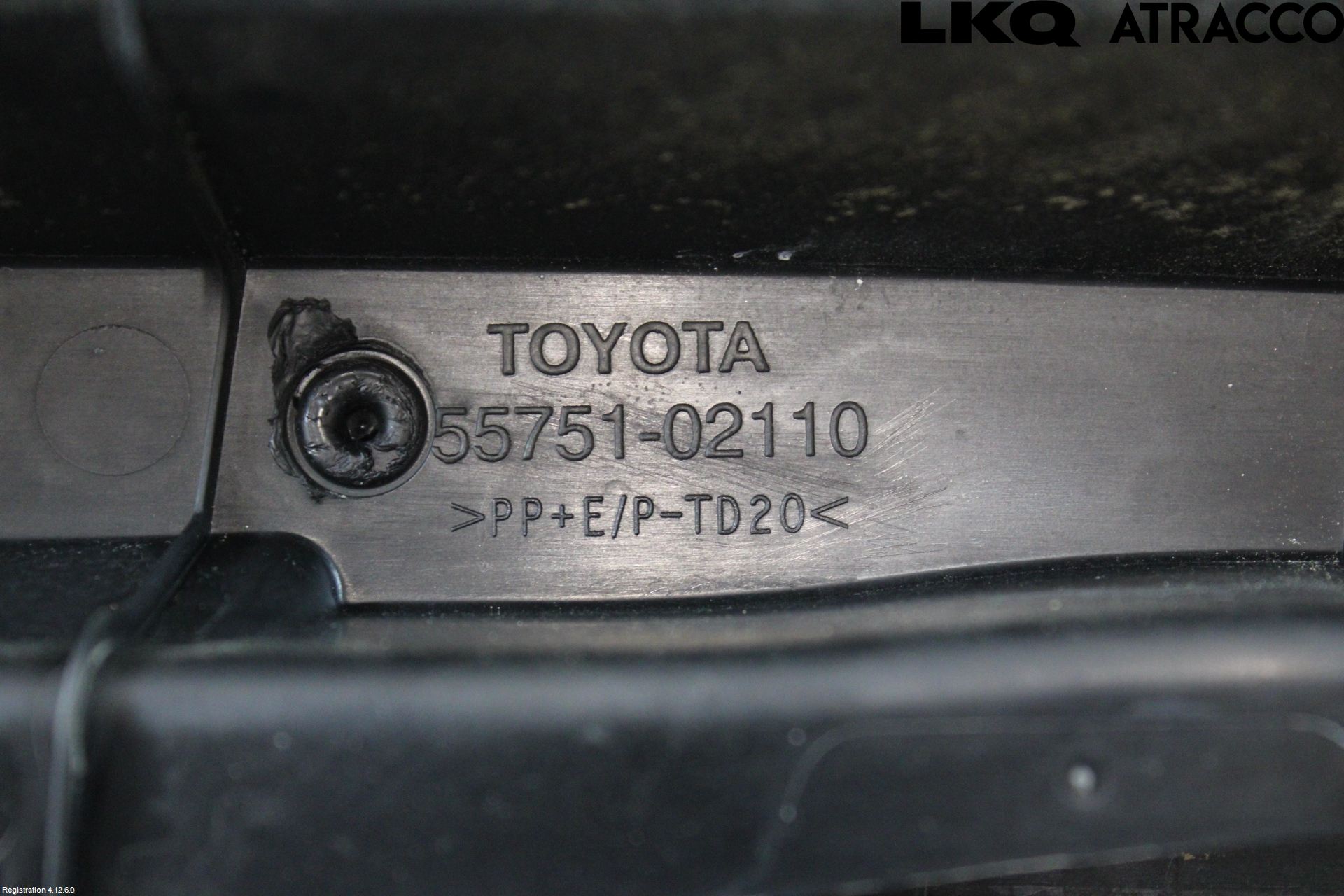 Toyota AURIS 10-12 Torpedplåt-Torpedplast
