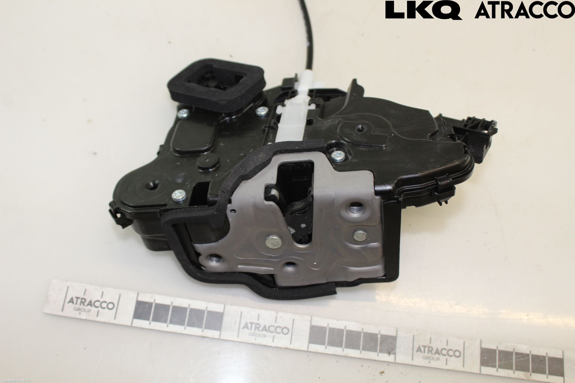 Skoda KAMIQ 20- Låskista-Dörrlås