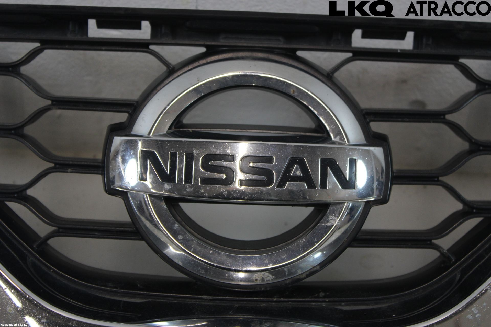 Nissan MICRA 11-16 Grill Komp