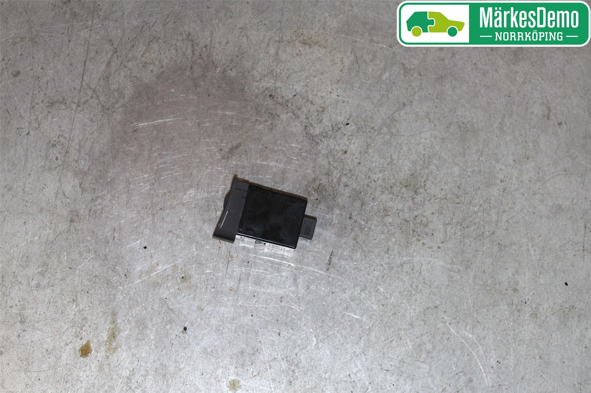 Kia RIO 12-16 Strömställare Ljus