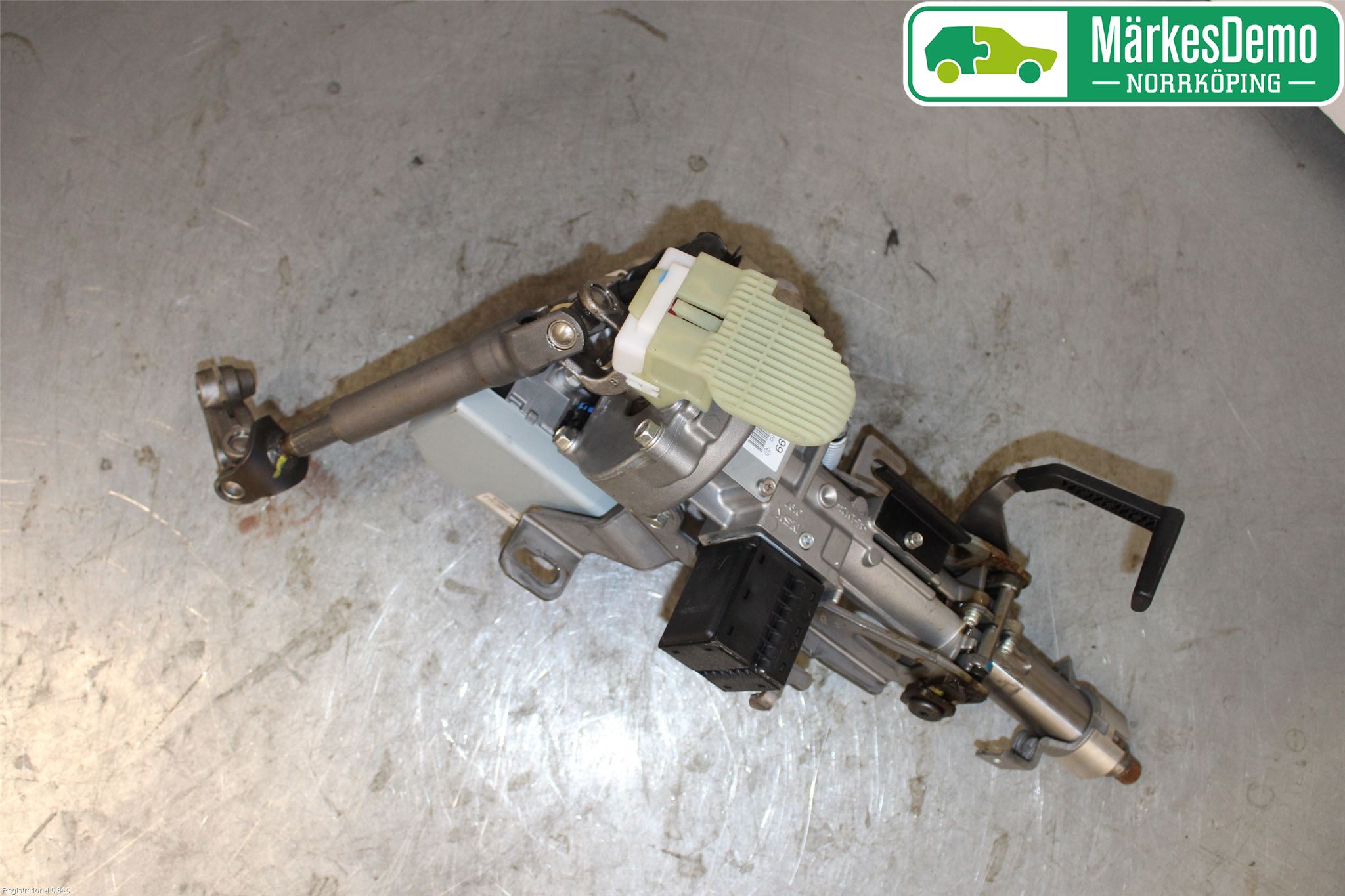 Renault MEGANE III 09-15 Rattaxelagg Med Inb Servo