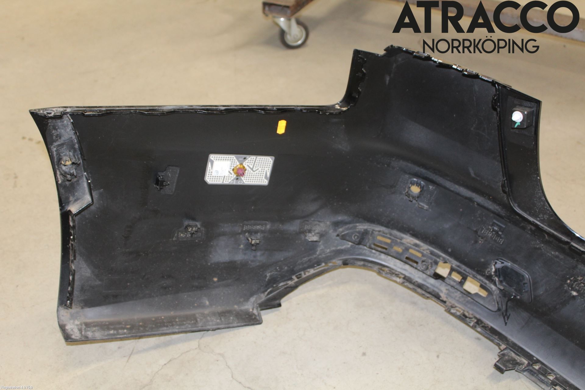 Audi A6 F2/C8 19- Stötfångarbeklädnad Bak