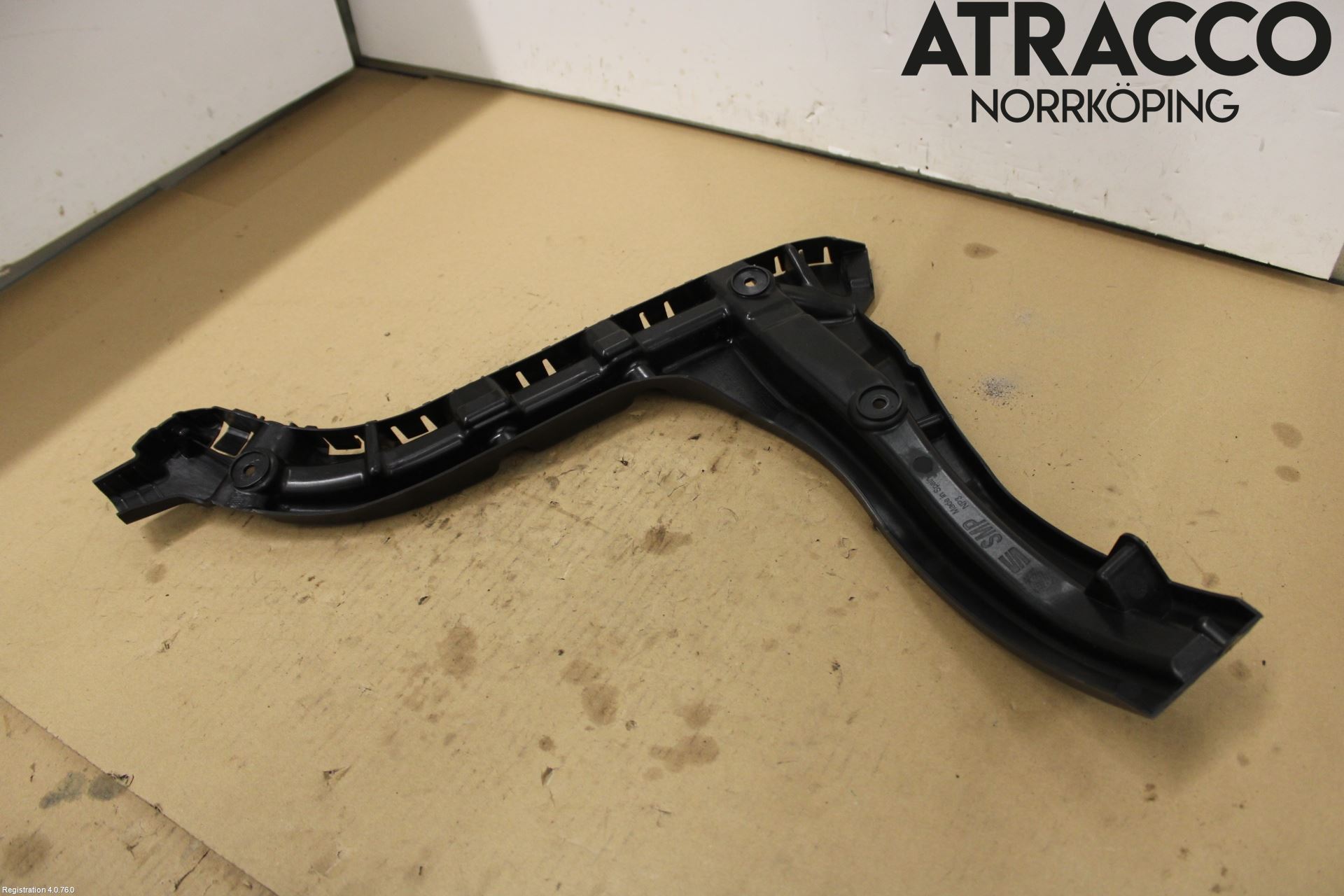 Seat LEON 20- Stötfångarfäste Bak Vä