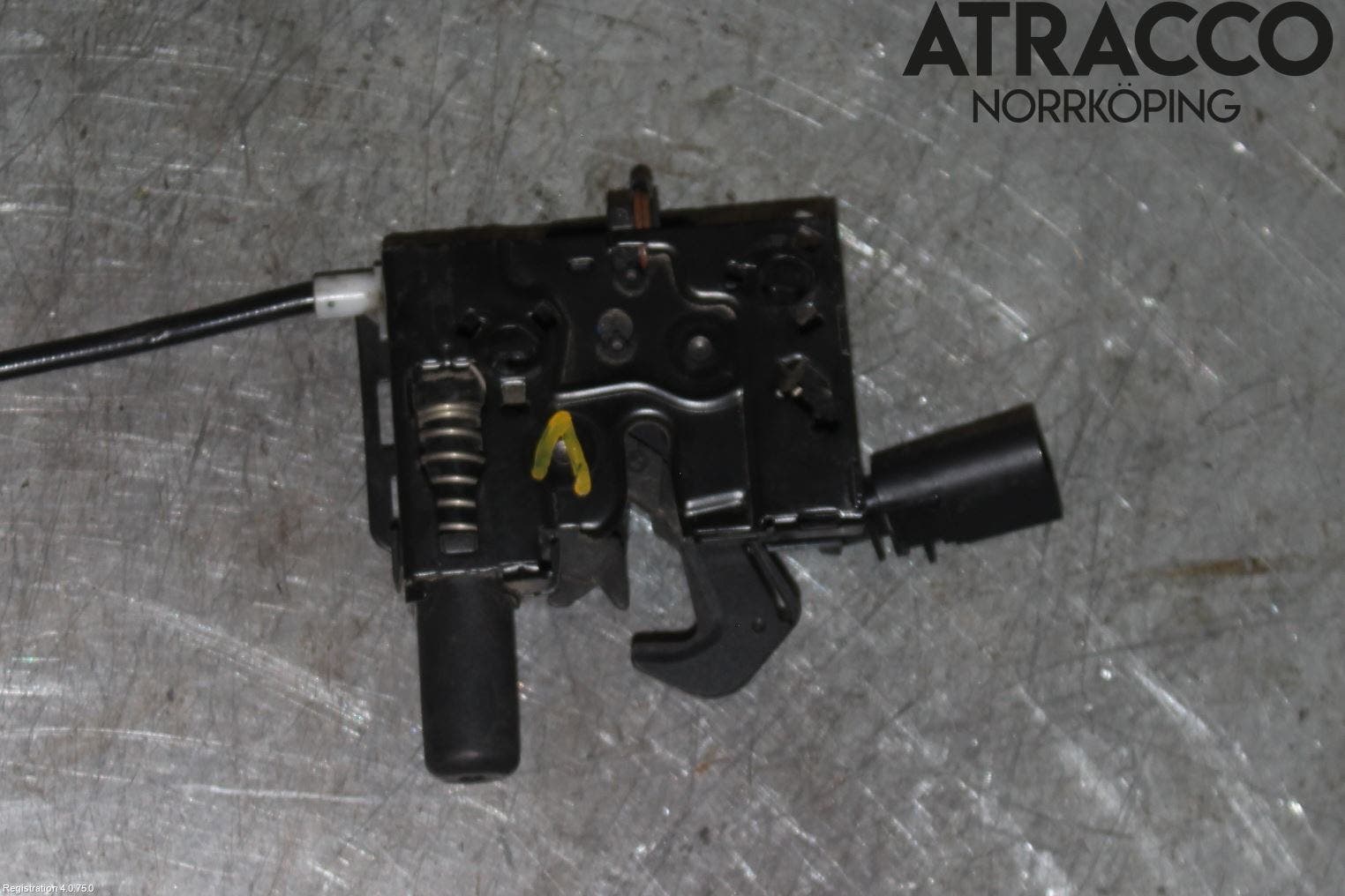 Volkswagen VW T-CROSS 19- Huvlås