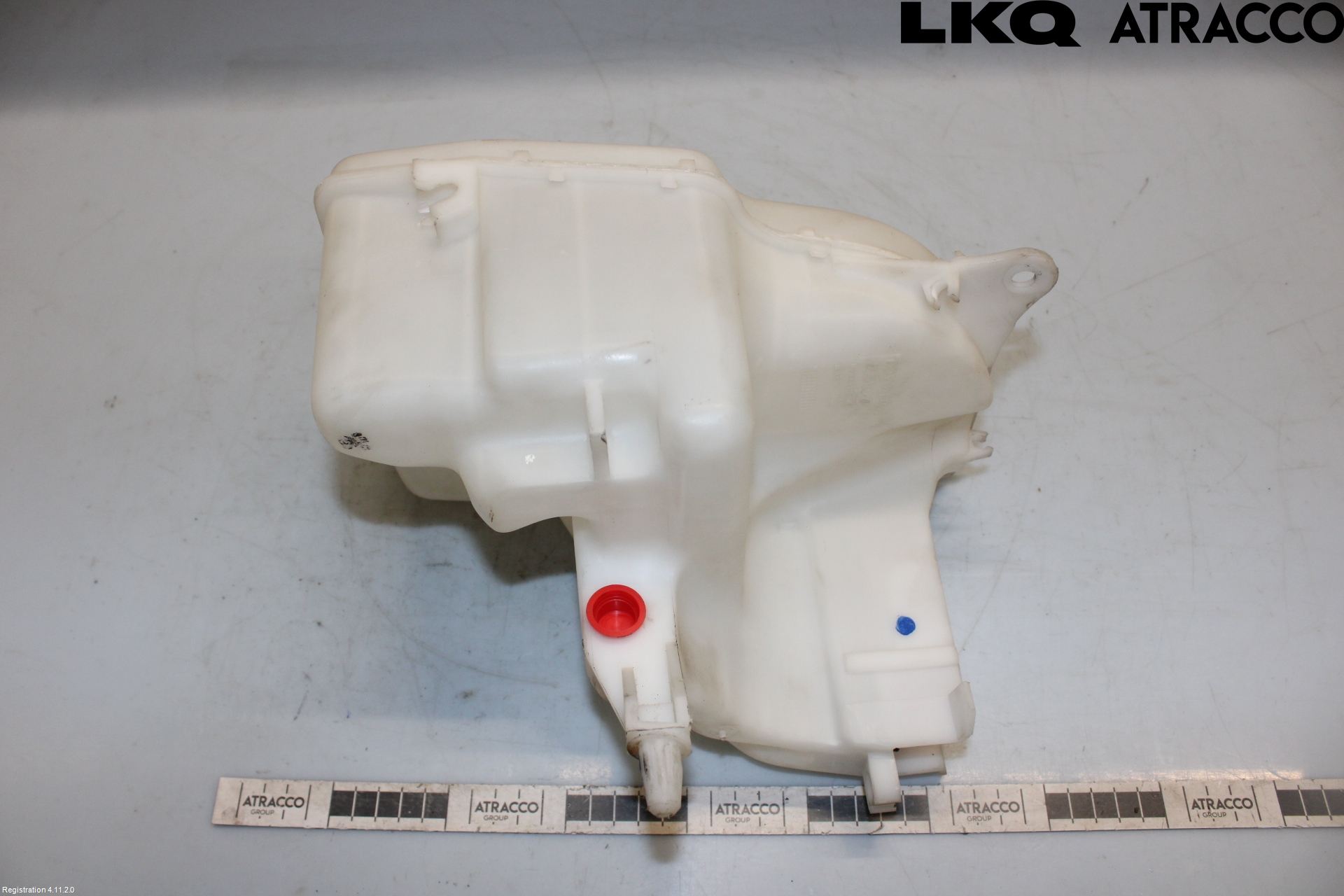 Toyota COROLLA 98-01 Spolartank Vindruta-Strål