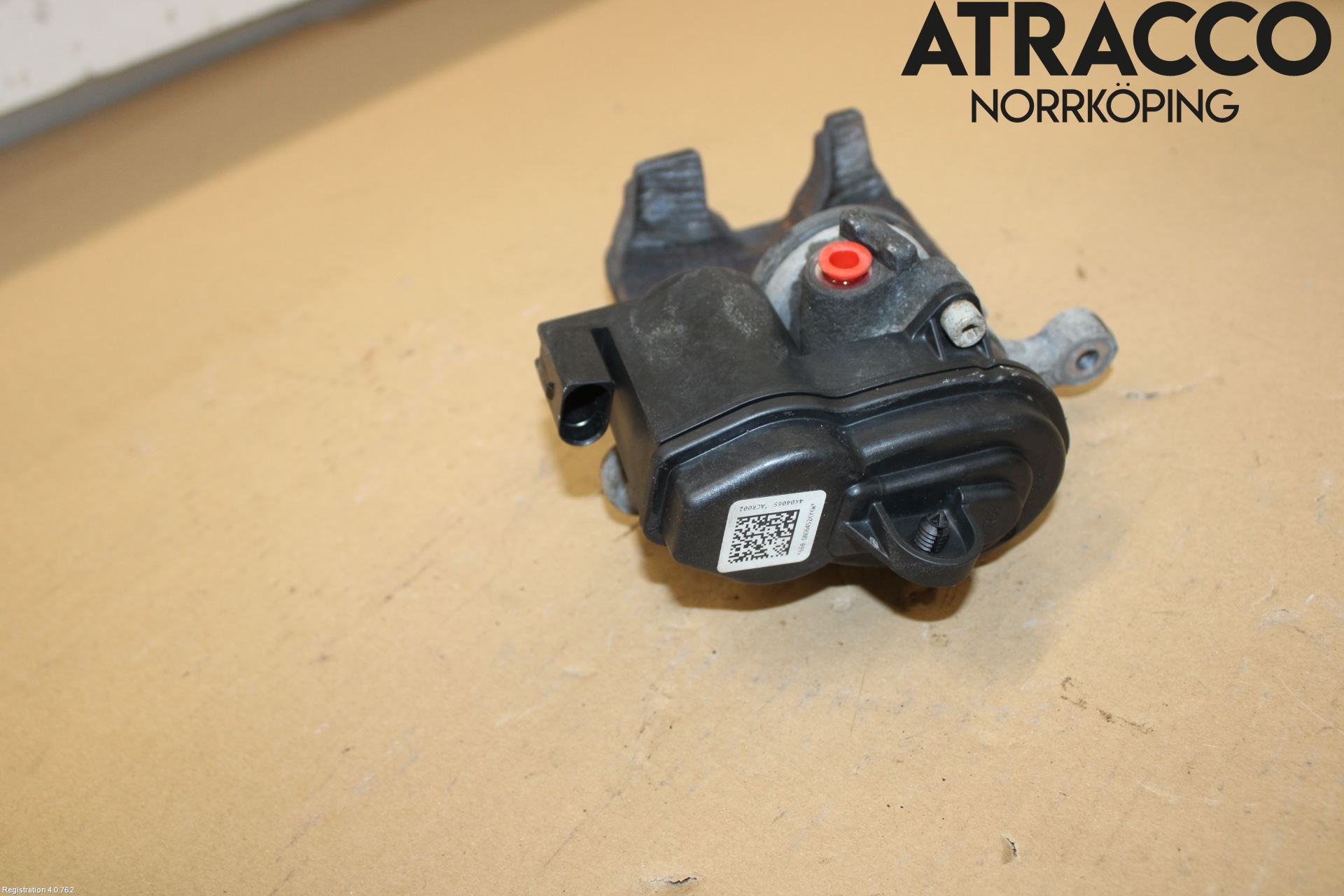 Audi A6 F2/C8 19- Bromsok Bak Höger