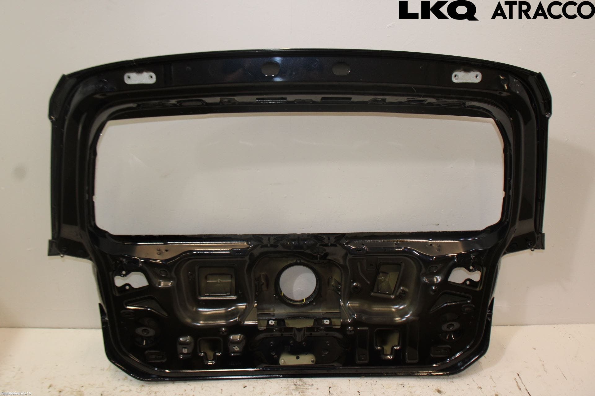 Volkswagen VW PASSAT 15-19 Baklucka Kombi