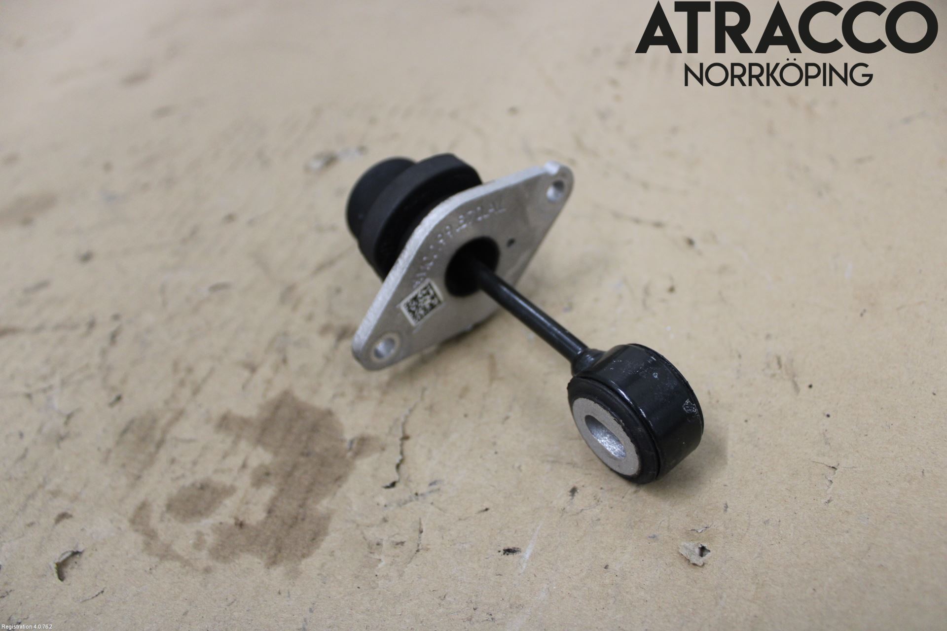 Audi A6 F2/C8 19- Motorfäste