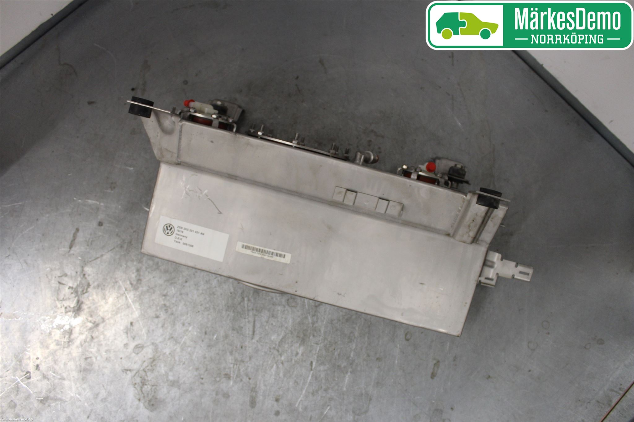 Volkswagen VW CADDY 16-20 Bränsletank Insprutning