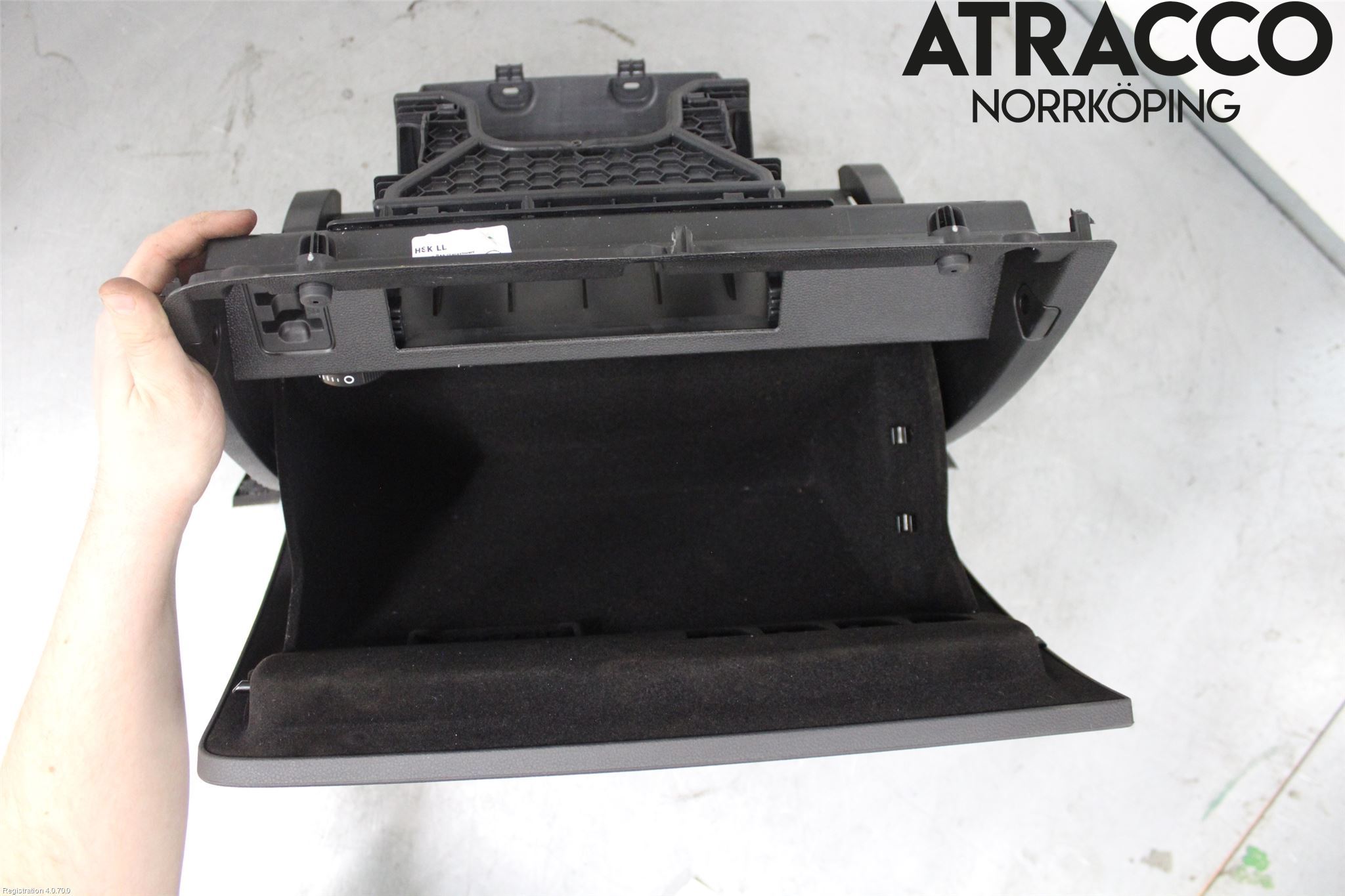 Volkswagen VW PASSAT 15-19 Handskfack