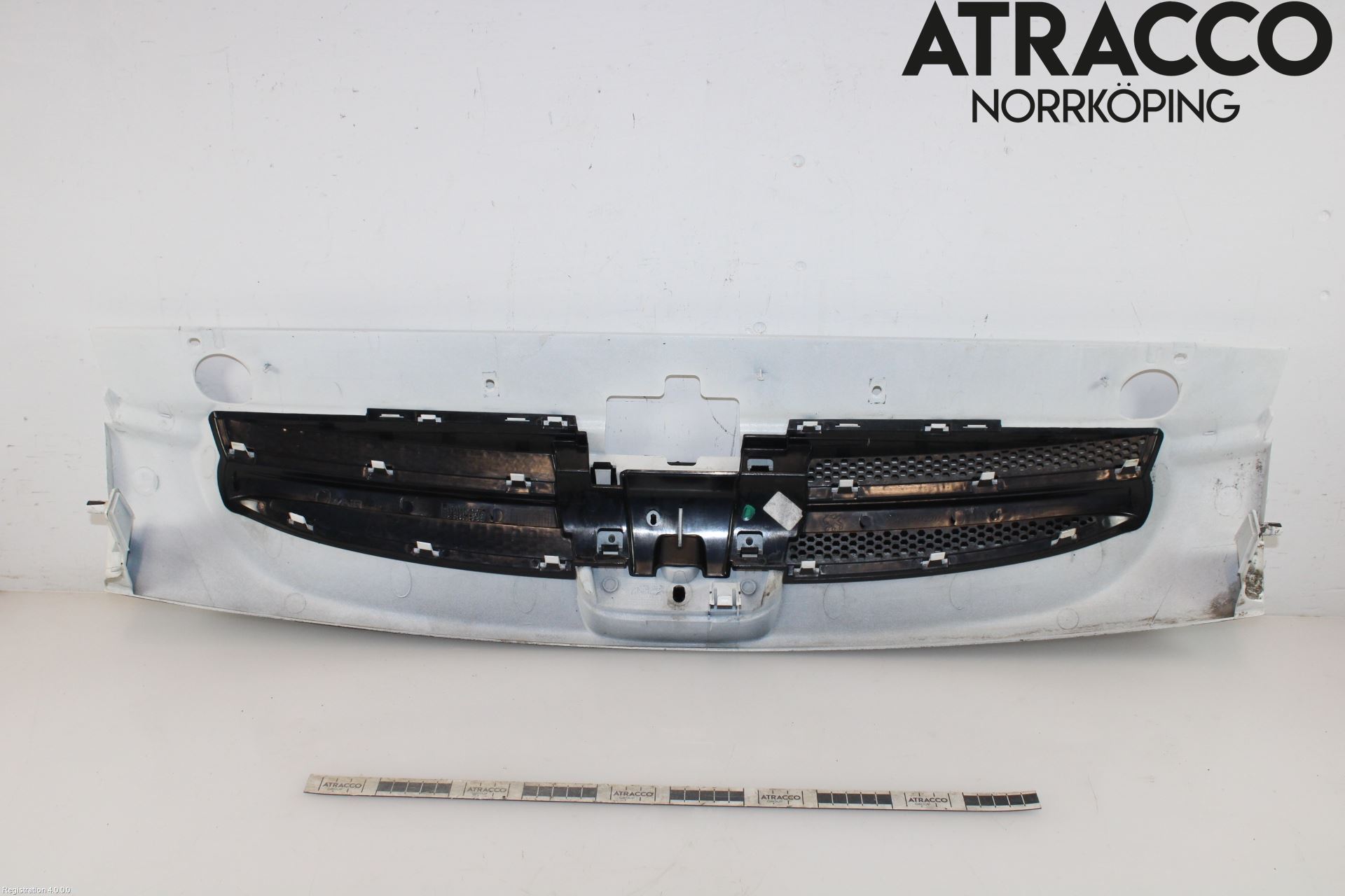 Peugeot PARTNER   03-08 Grill Komp