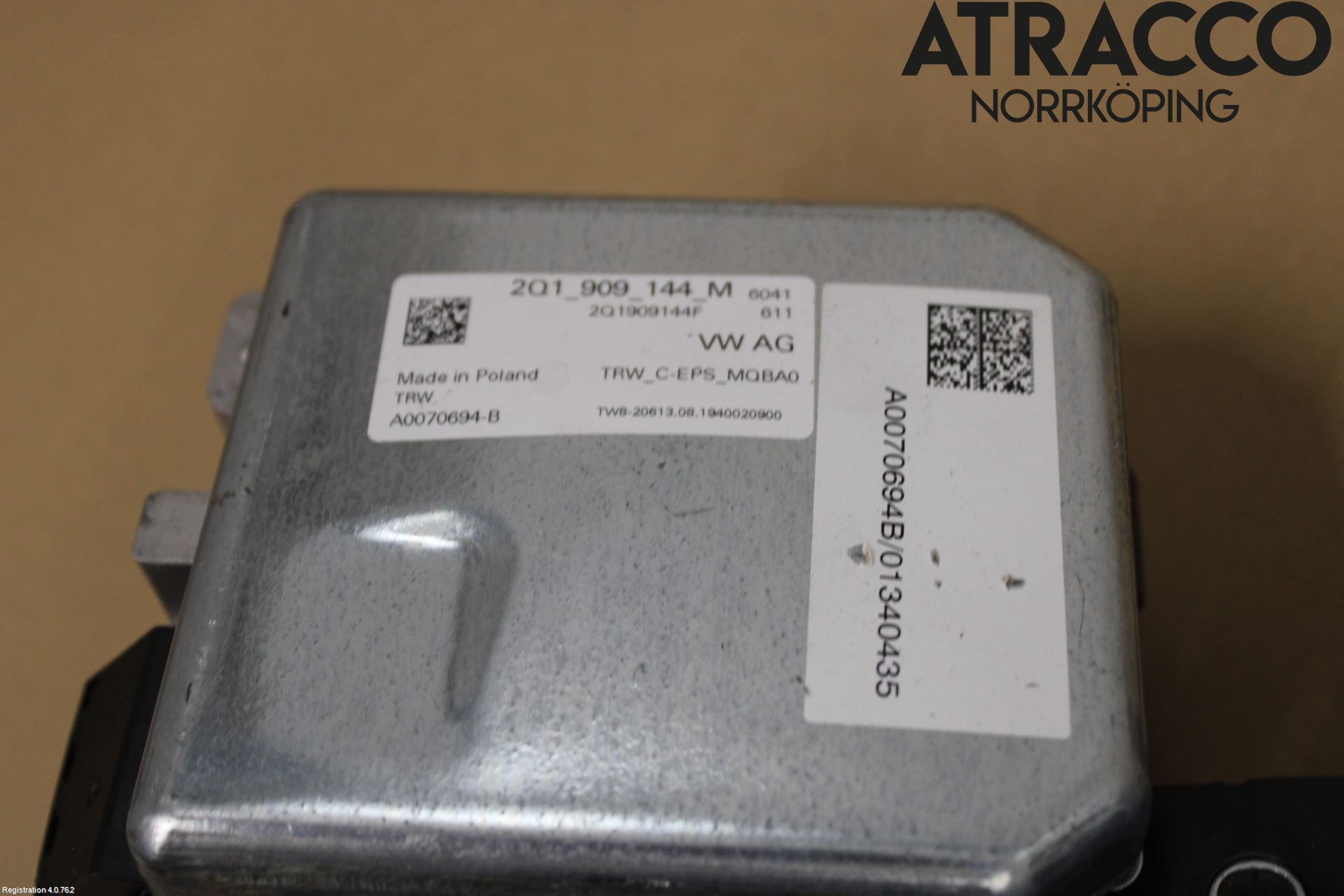 Volkswagen VW POLO VI 18->> Rattaxelagg Med Inb Servo