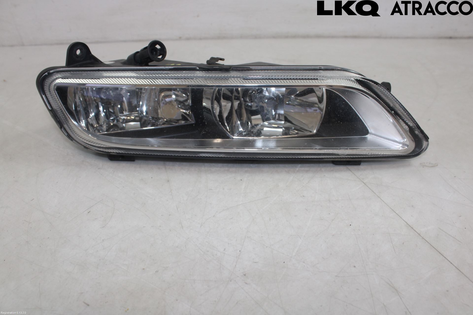 Volkswagen VW PASSAT 11-14 Dimljus-Varselljus Fram