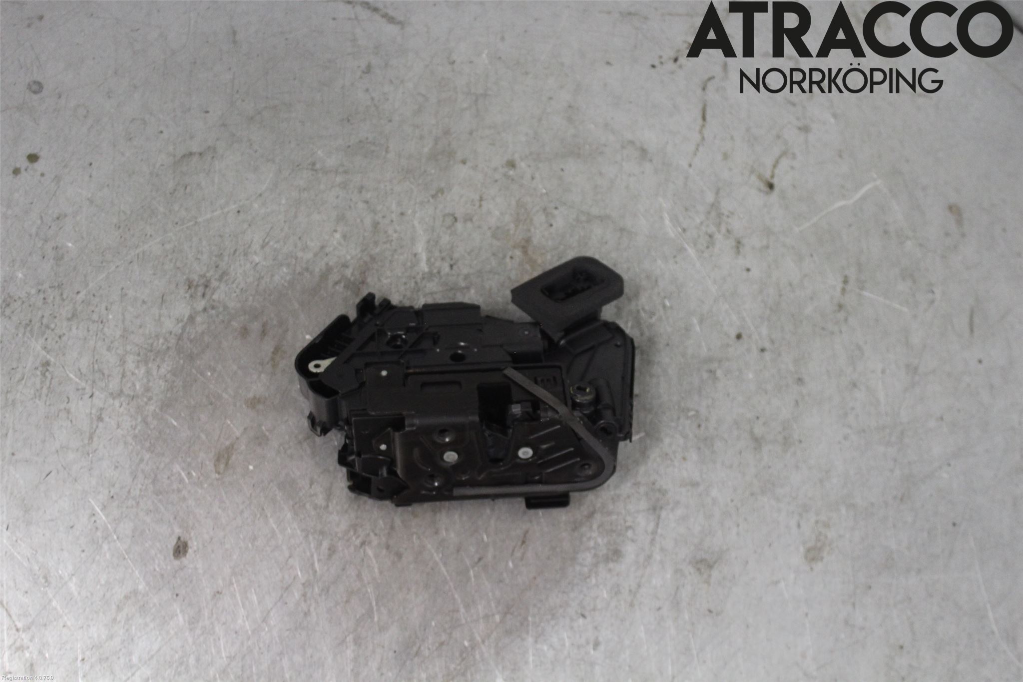 Volkswagen VW T-ROC 18- Låskista-Dörrlås