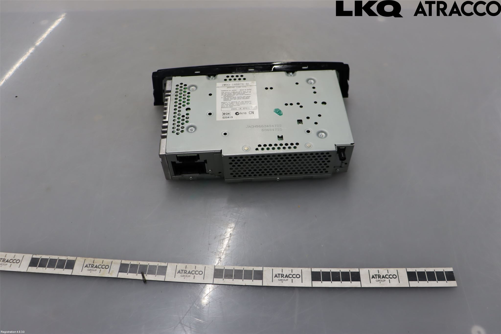 Jaguar XJ X350        03-09 Cd Radio - Multimediapanel