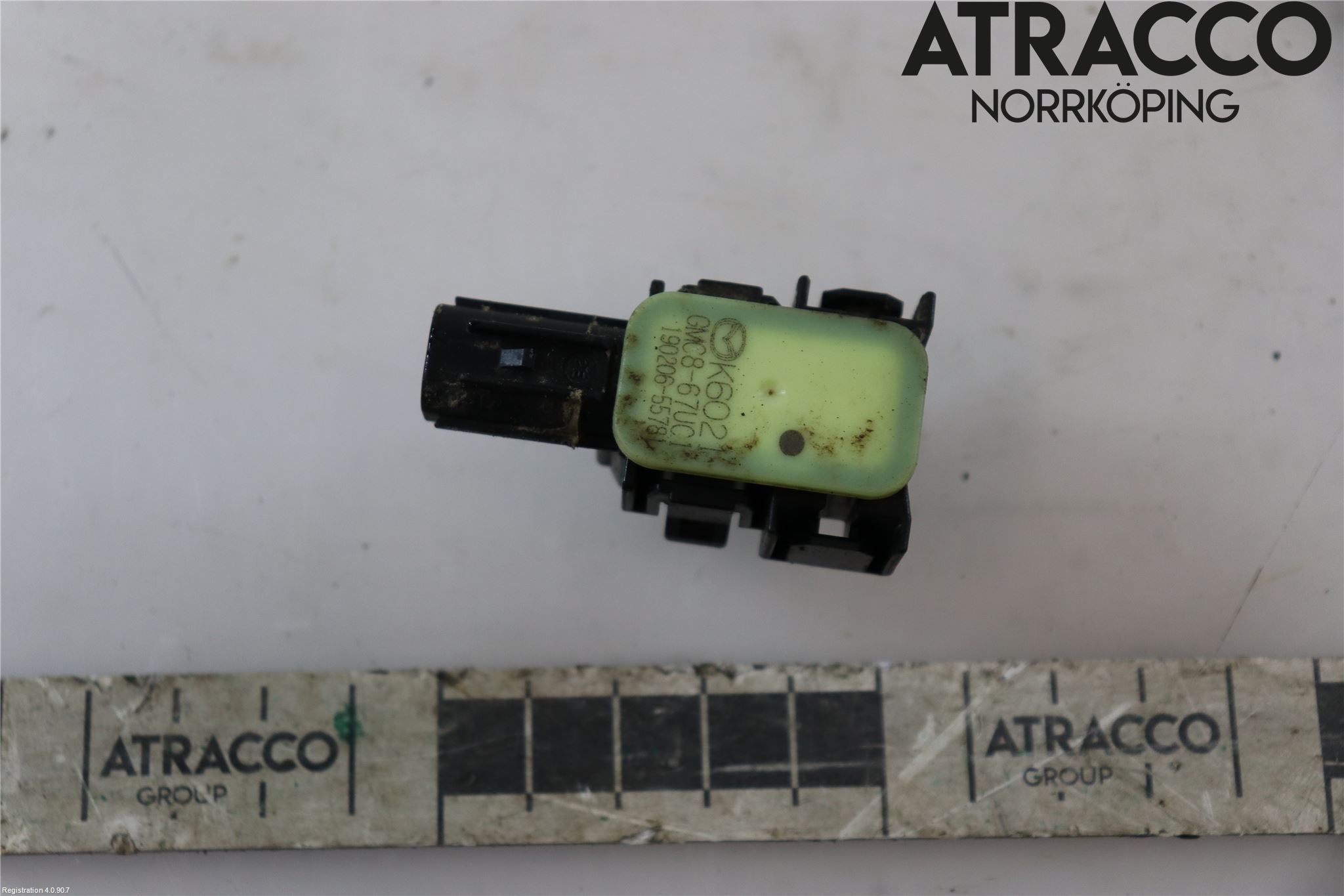 Mazda CX-3 Parkeringshjälp Backsensor