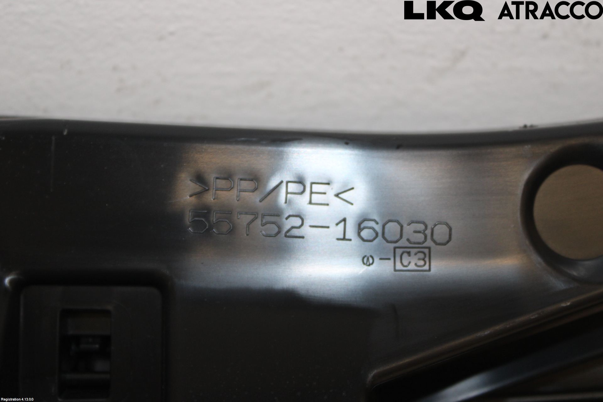 Toyota COROLLA CROSS XG10 22- Torpedplåt-Torpedplast