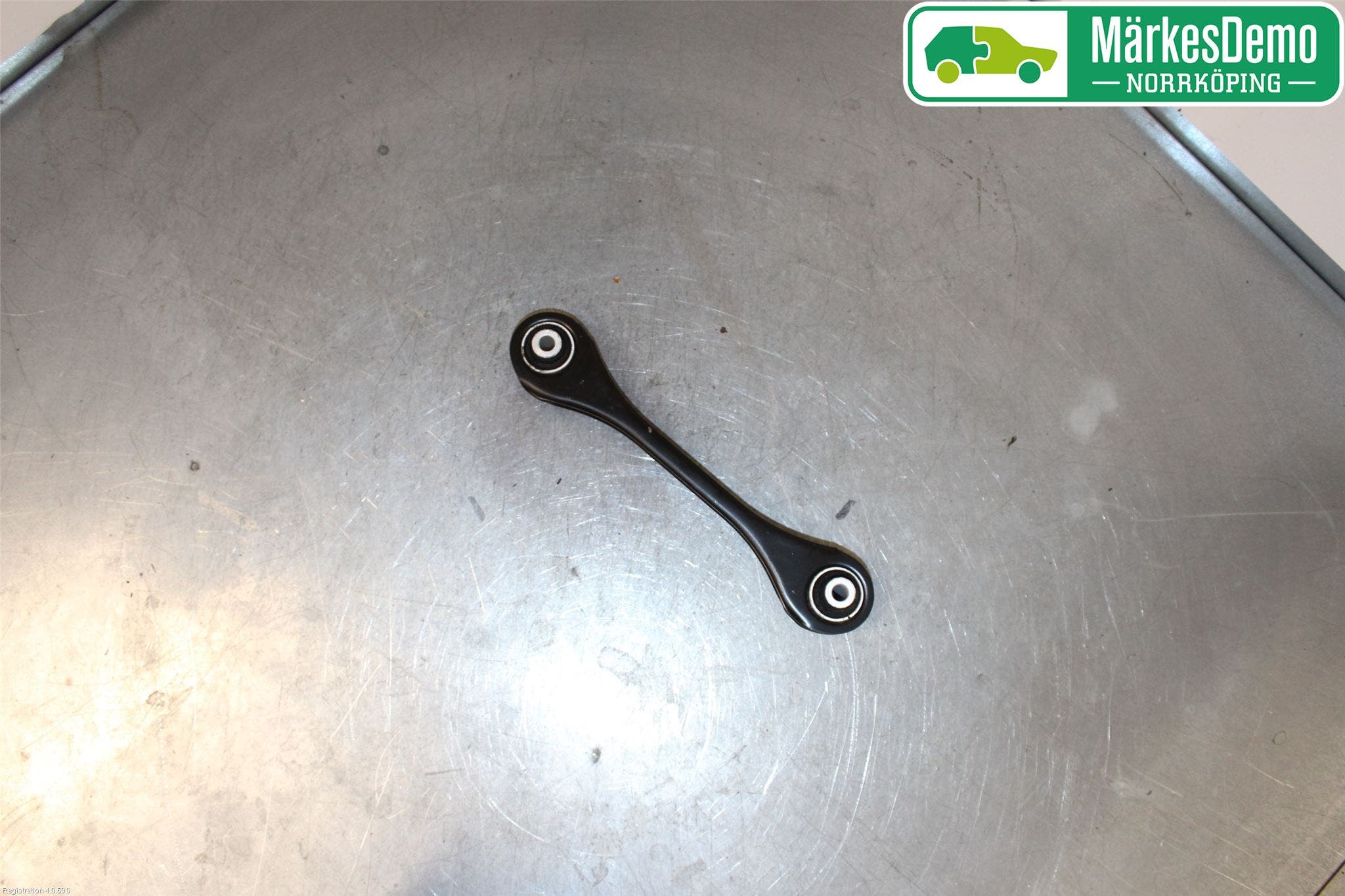 Volkswagen VW TOURAN 16- Momentstag Bak