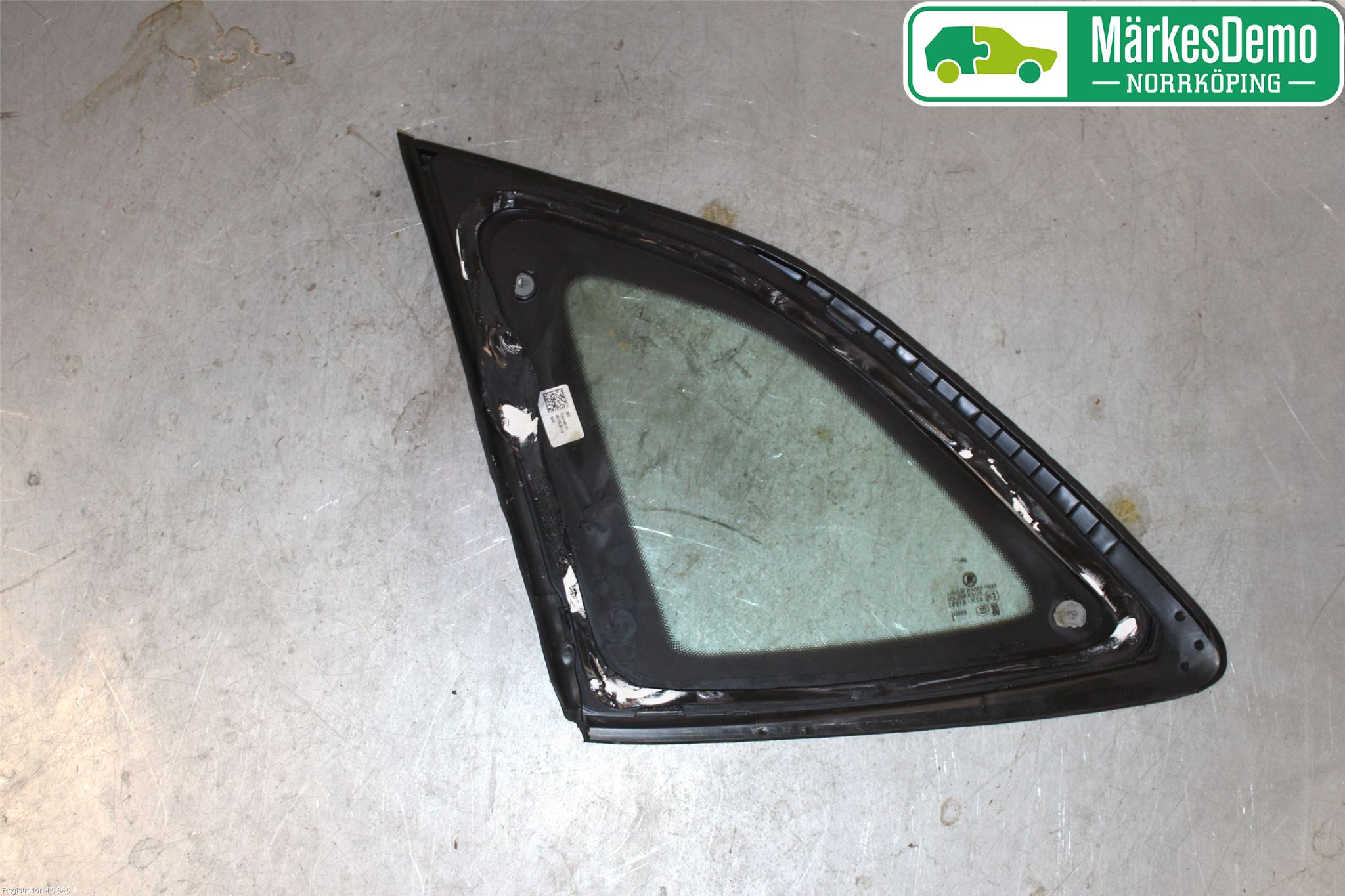 Skoda SCALA 19- Dörruta Bak Lilla Hö