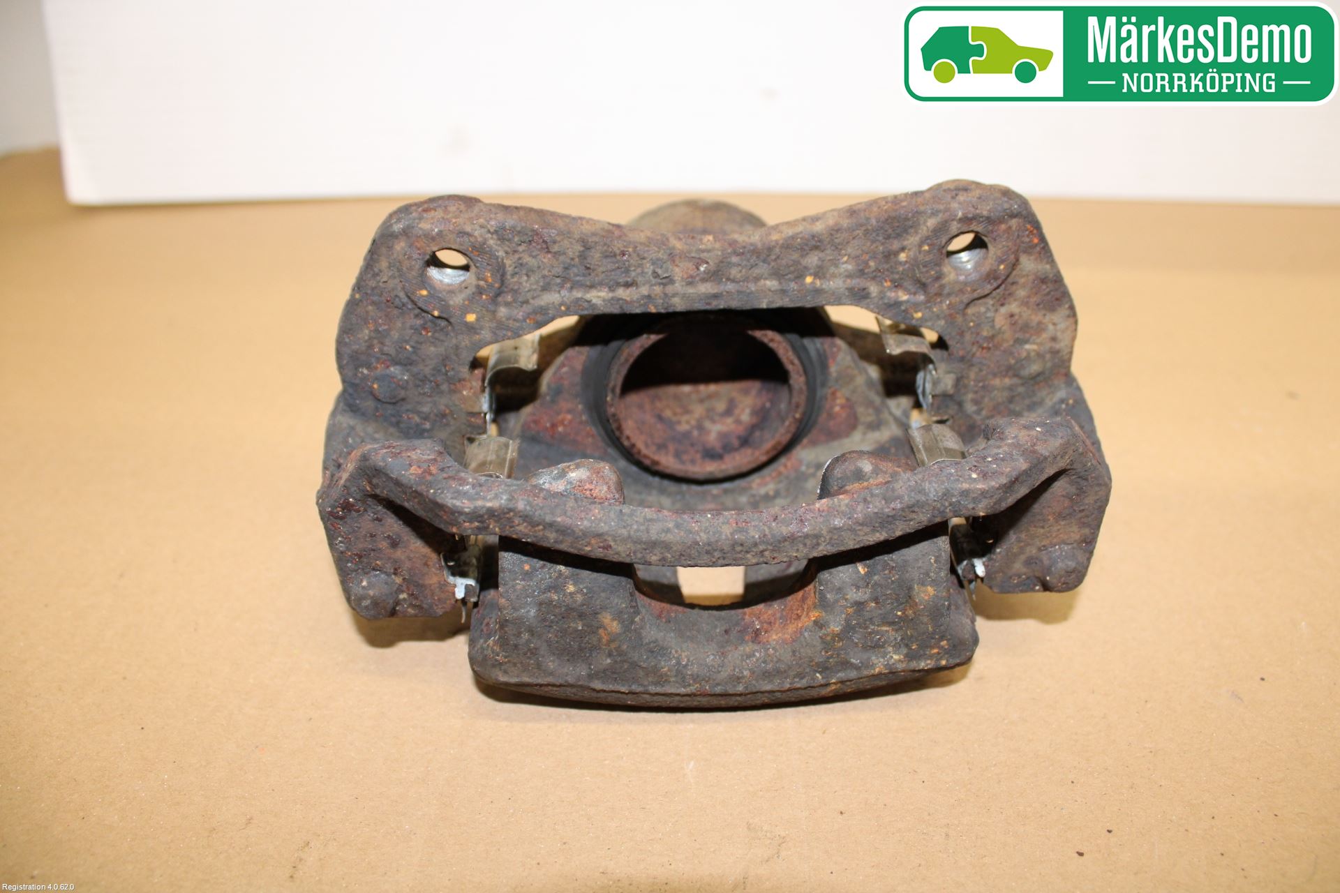 Kia CEED 06-12 Bromsok Fram Höger