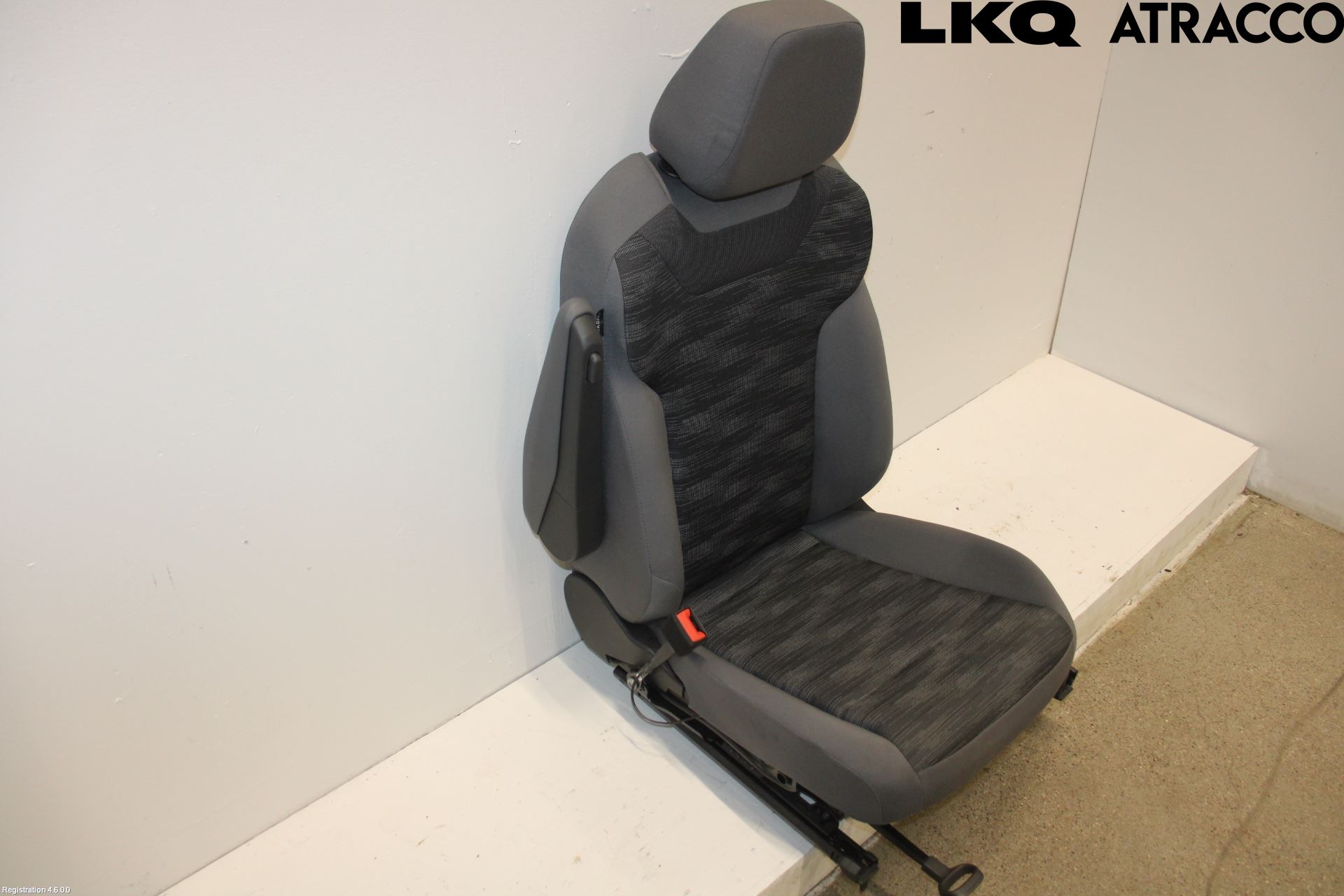 Volkswagen VW ID.4 21- Inredning Stol Fram Vä