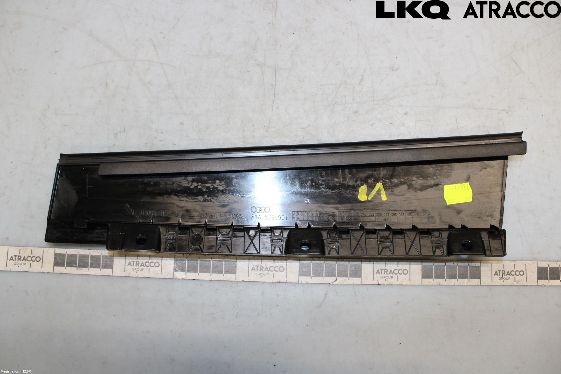 Audi Q2/SQ2 17- Dörr Dekorlist Bak Vä