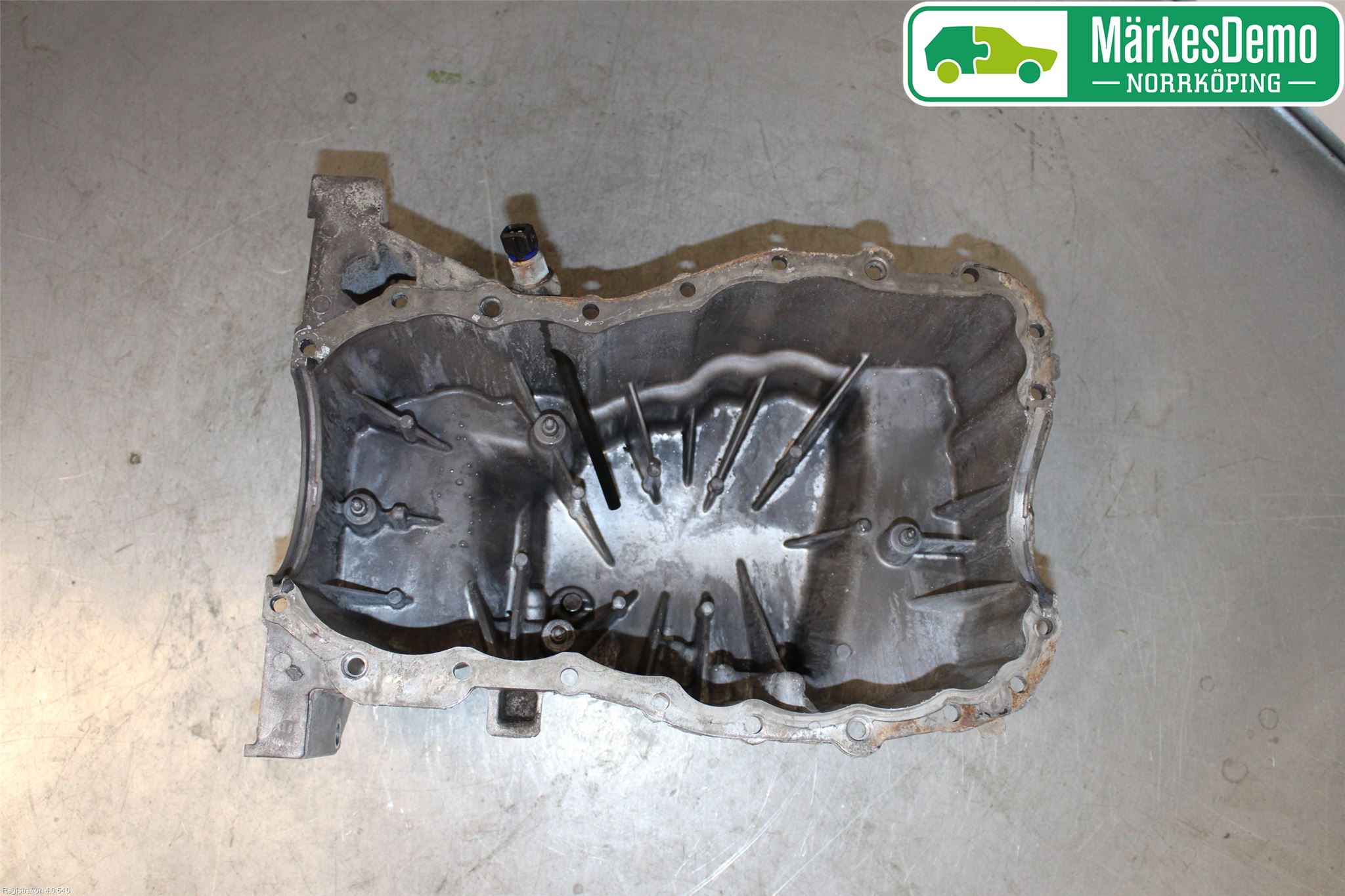 Renault MEGANE III 09-15 Oljetråg