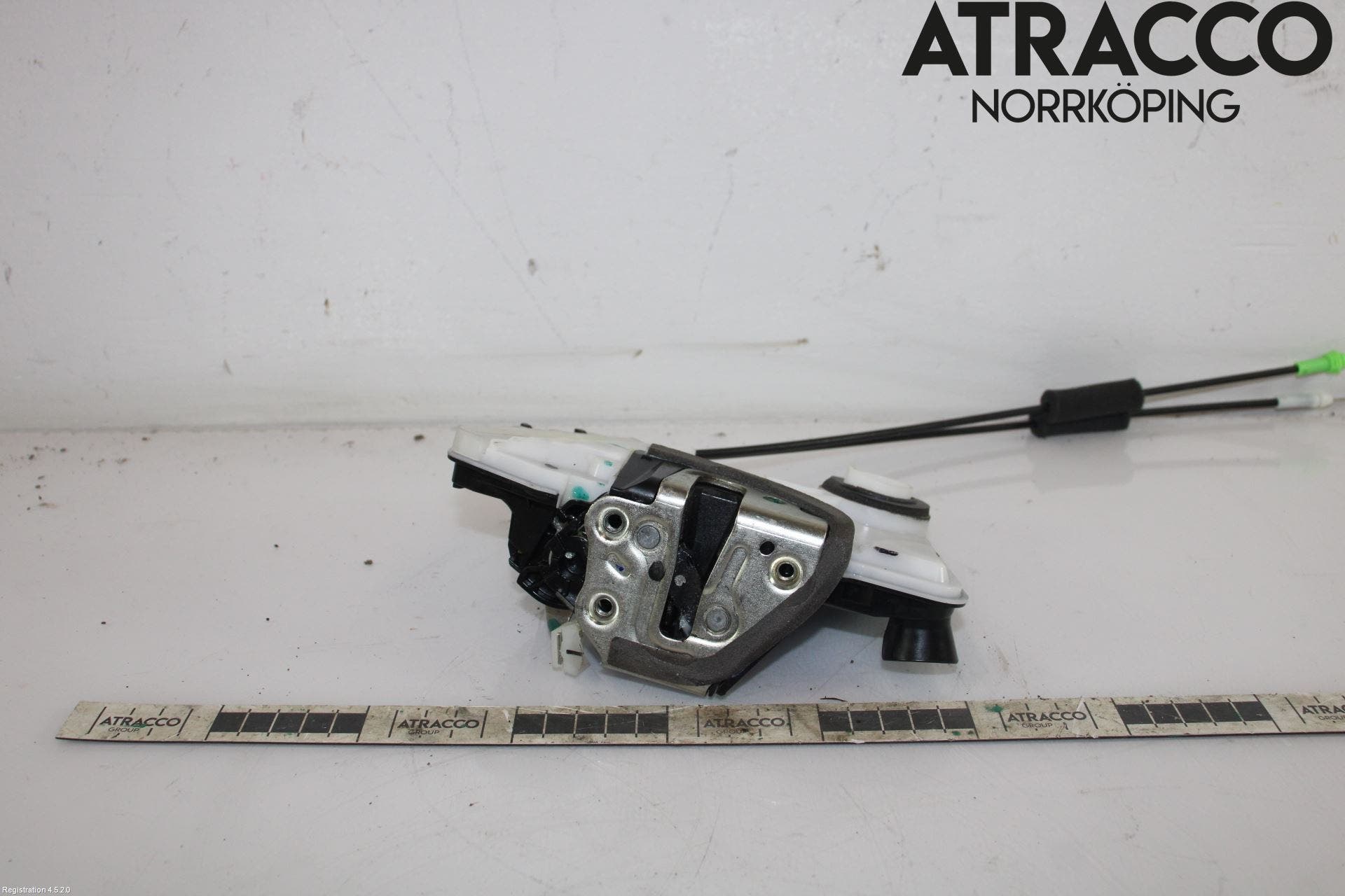 Toyota AYGO 15-21 Låskista-Dörrlås