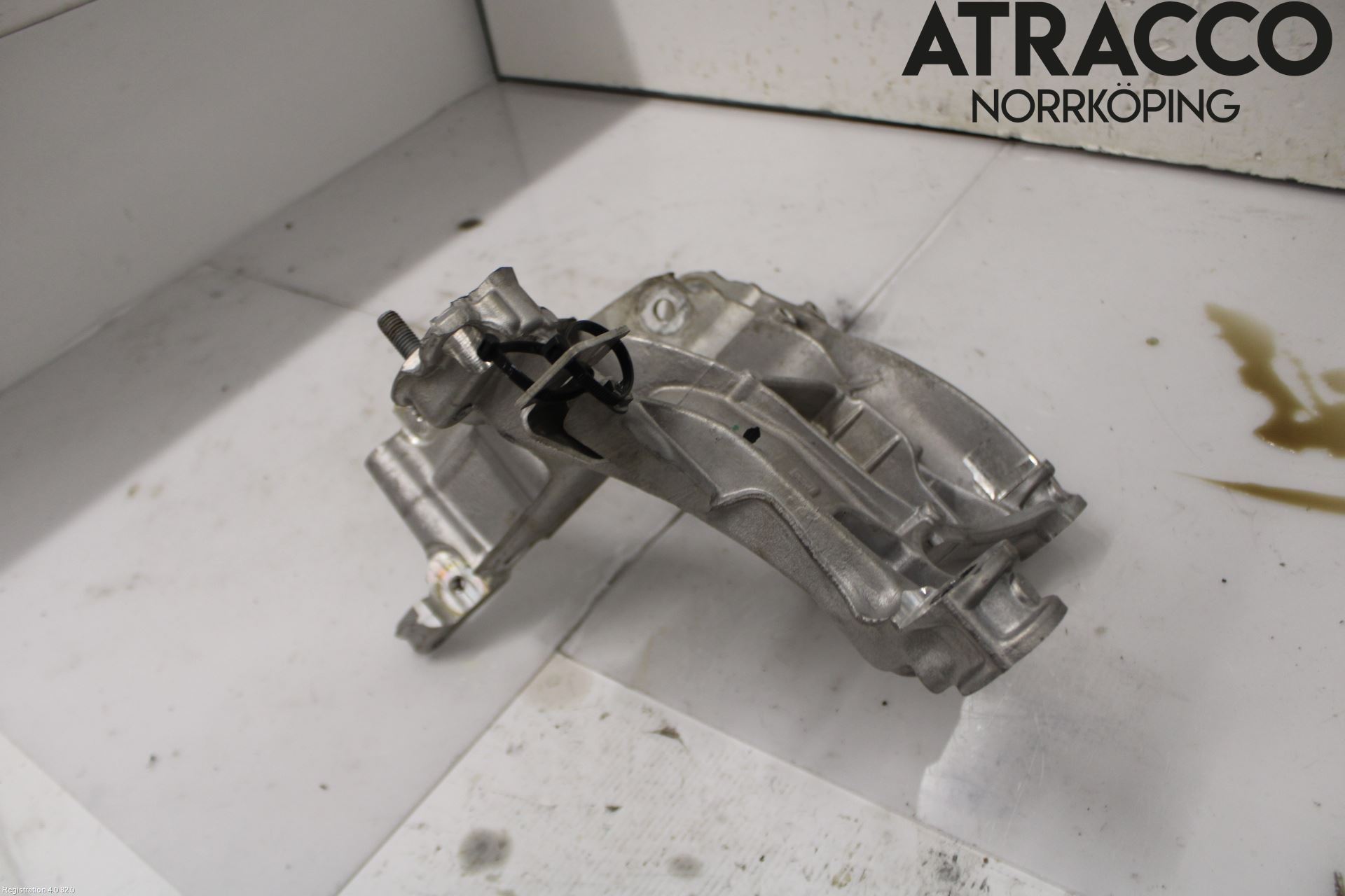 Audi Q5/SQ5 17- Motorbalk