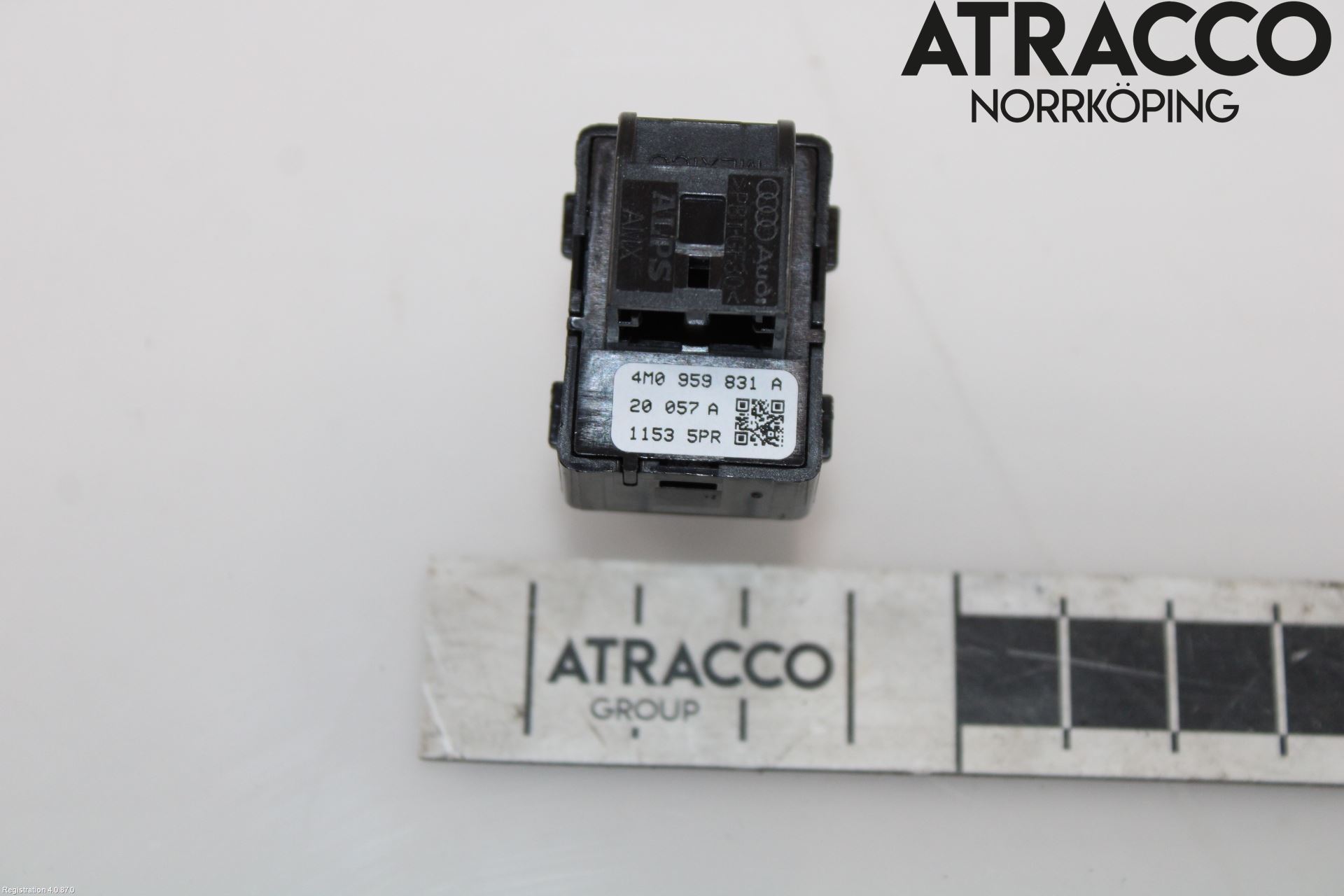 Audi A4/S4 B9 20- Strömställare Baklucka