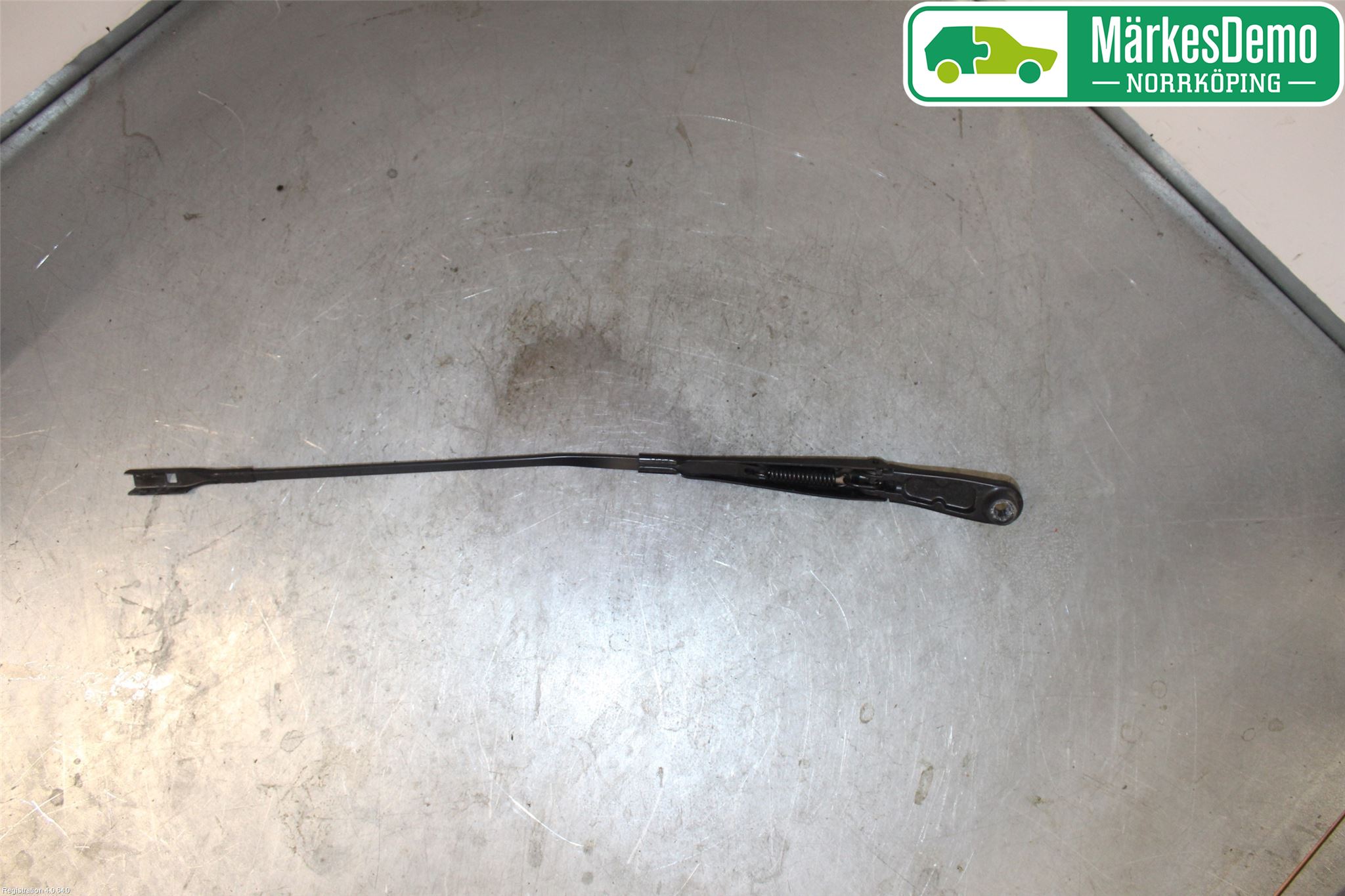 Audi A6 F2/C8 19- Torkararm Armar Vindruta