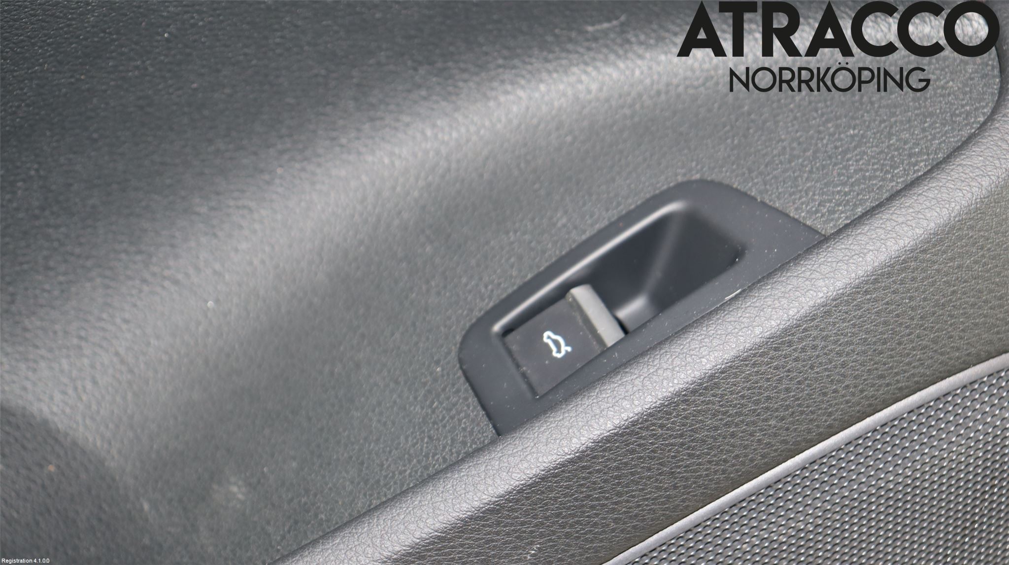 Audi Q7/SQ7 Dörrklädsel Vä