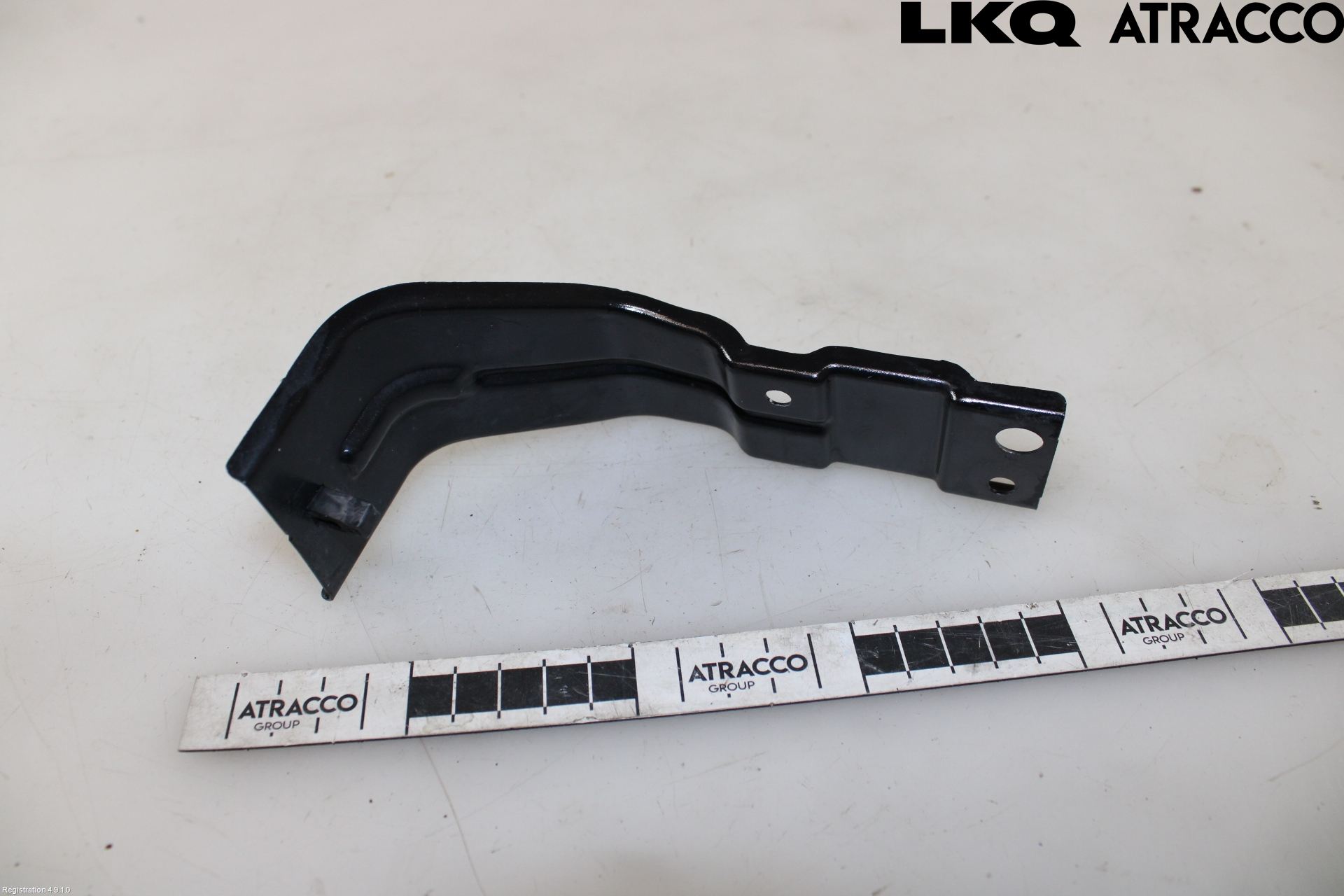 Seat ATECA 16->> Stötfångarfäste Bak Hö