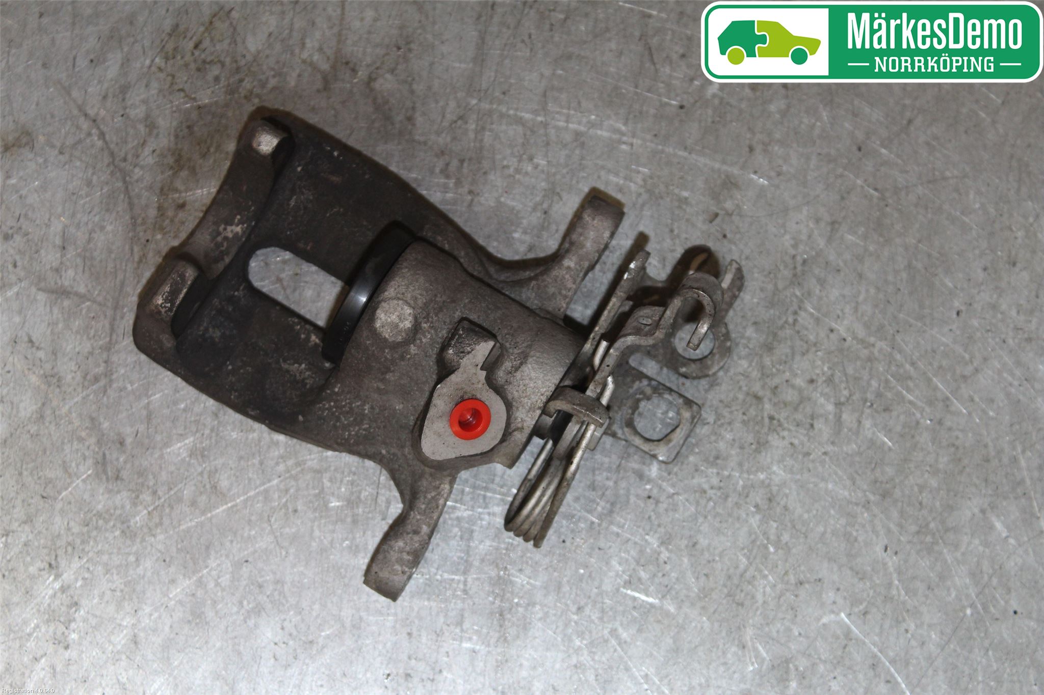 Volkswagen VW CADDY 16-20 Bromsok Bak Höger