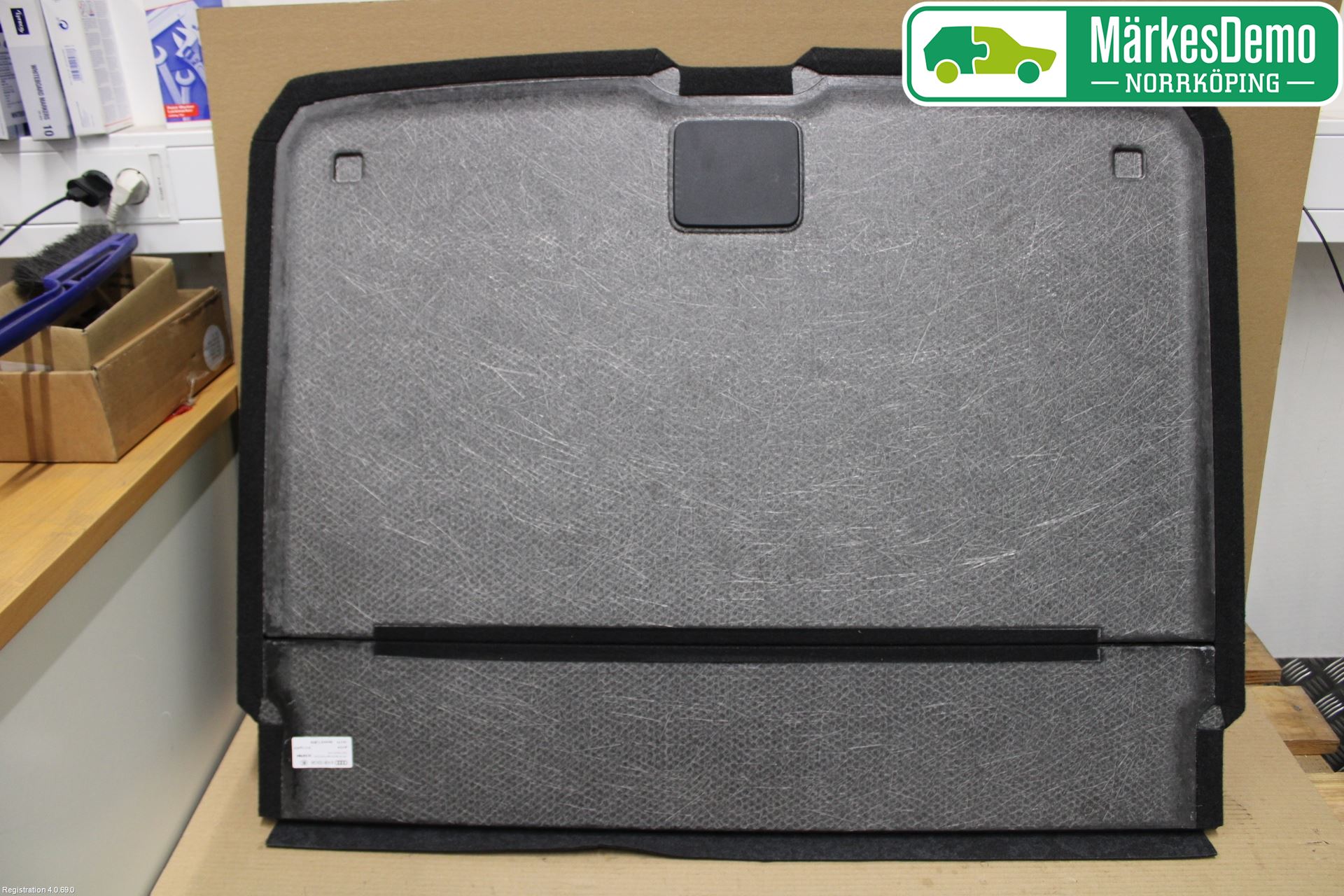 Audi Q2/SQ2 17- Inrbagagerumklädsel-Golv