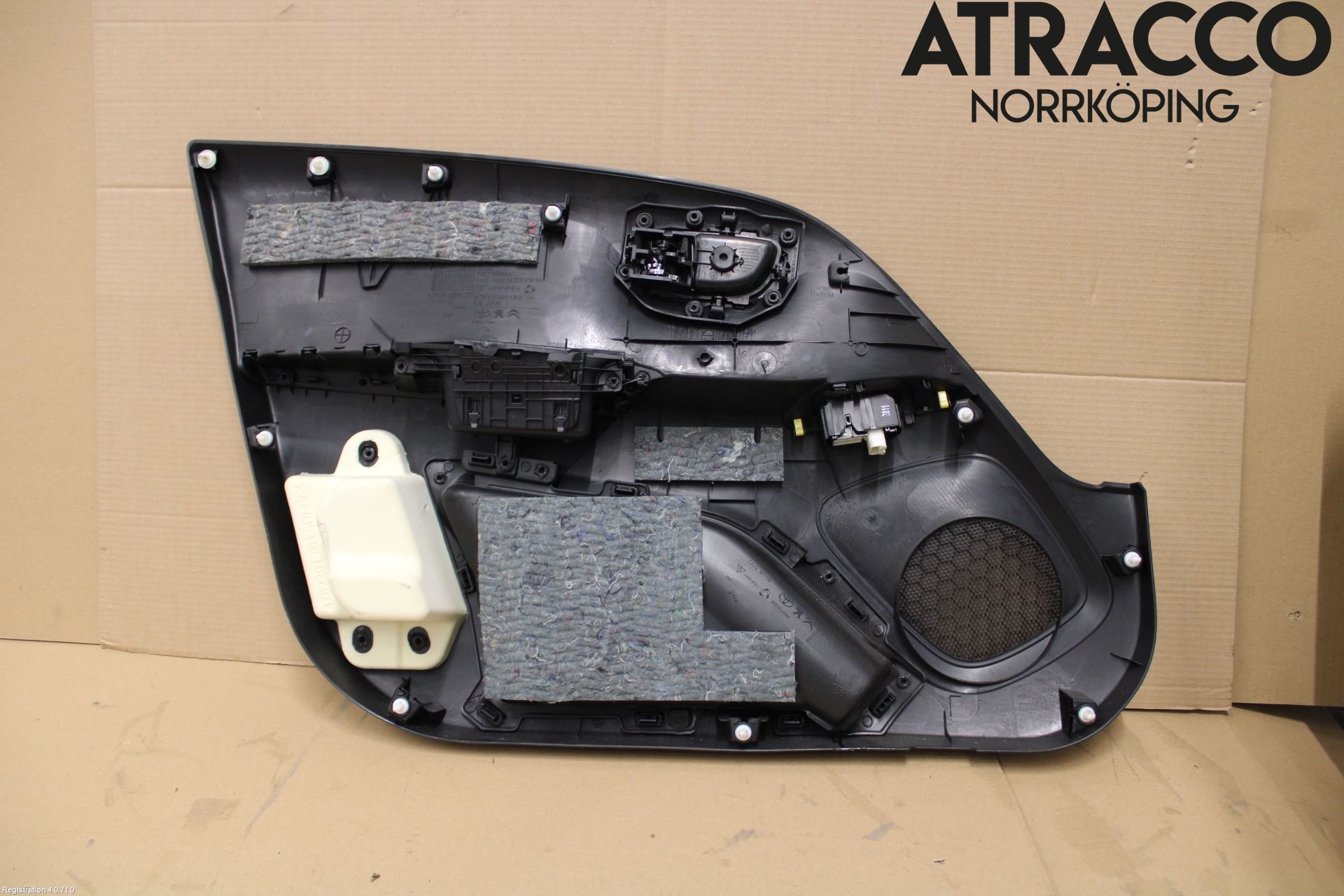 Toyota AYGO 15-21 Dörrklädsel Hö