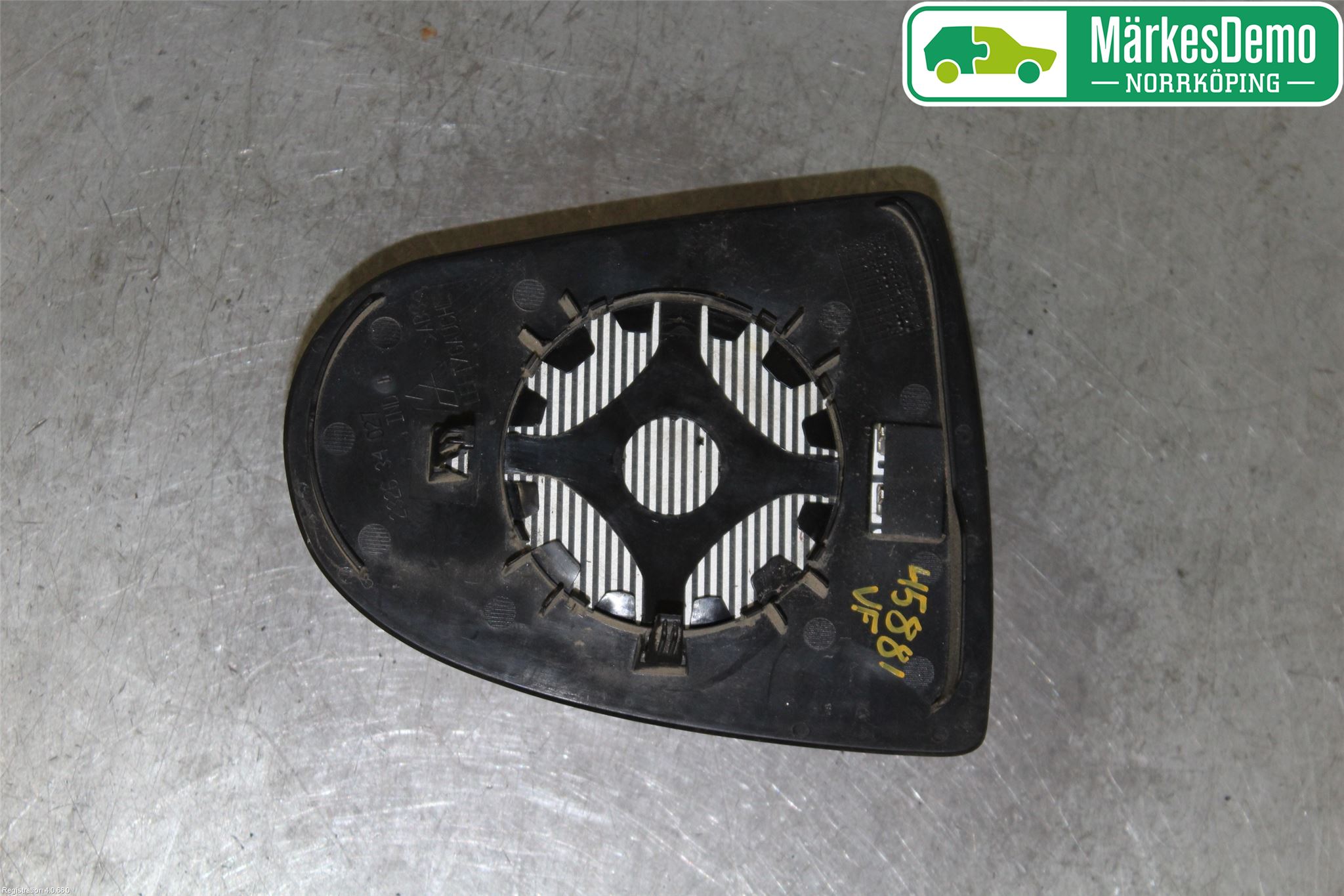 Mitsubishi COLT   04-08 Spegelglas Vä