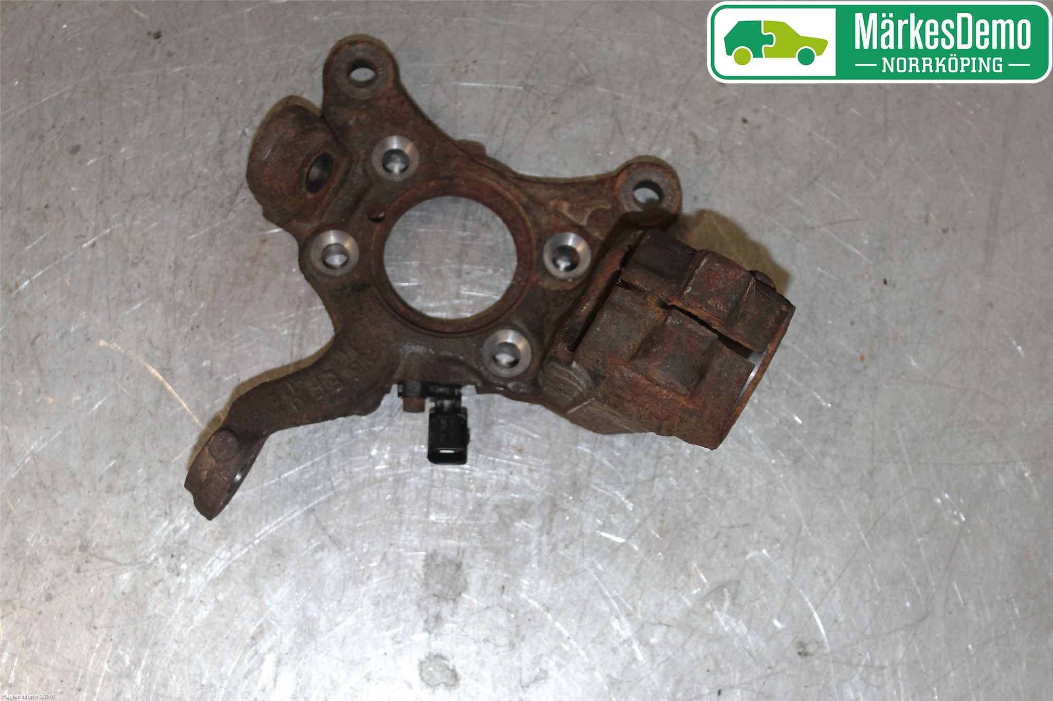 Volkswagen VW CADDY 16-20 Styrspindel Lagerhus Hö