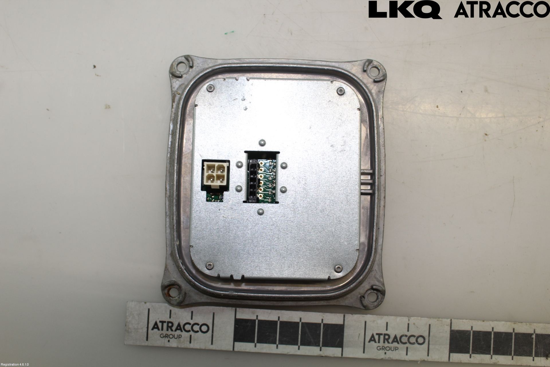 Audi A4 ALLROAD 09-16 Styrenhet Strålkastare