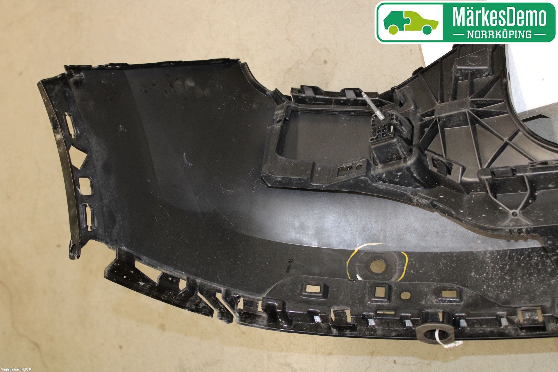 Audi Q2/SQ2 17- Stötfångarbeklädnad Bak