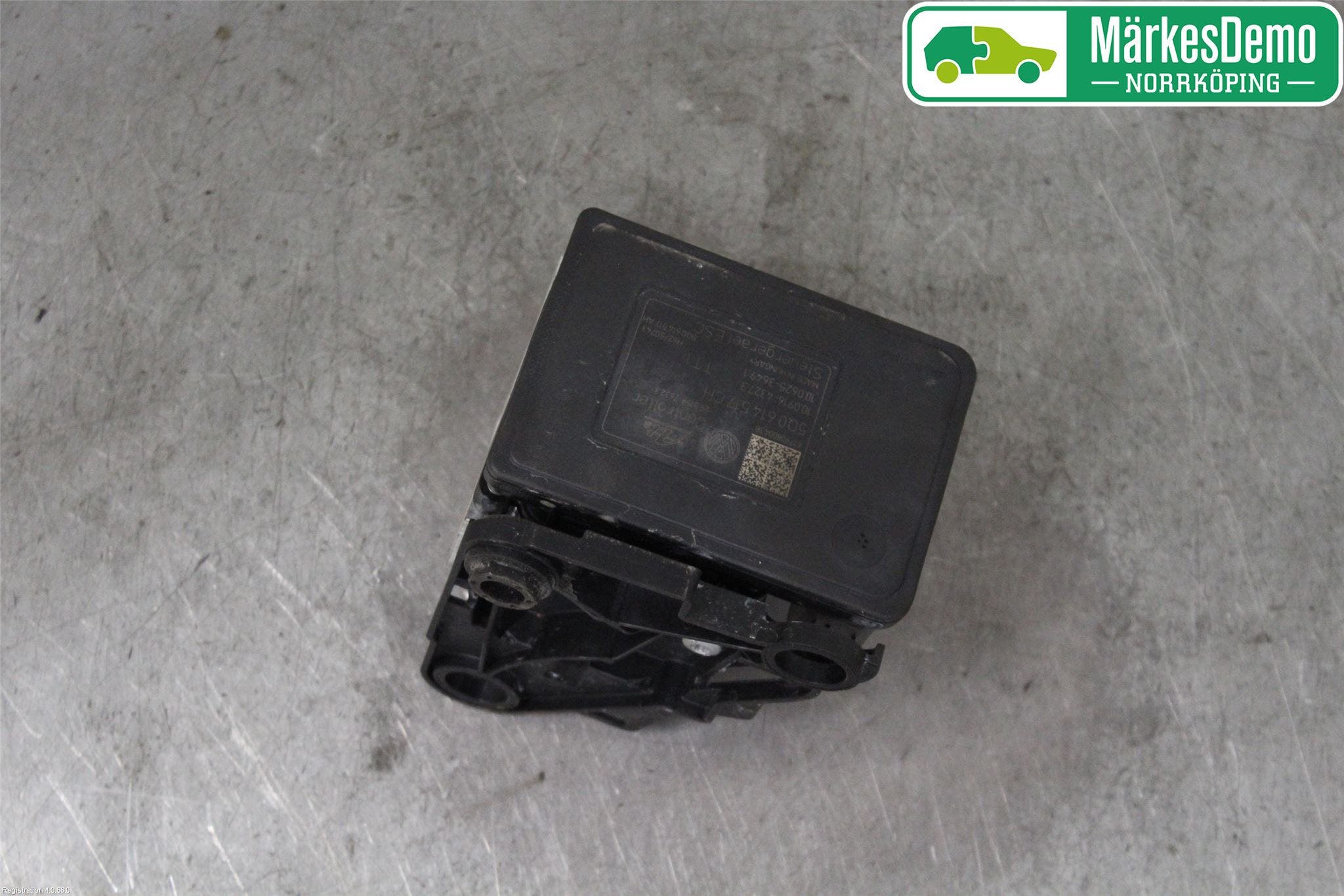 Volkswagen VW GOLF SPORTSVAN 15-20 Abs Hydraulaggregat